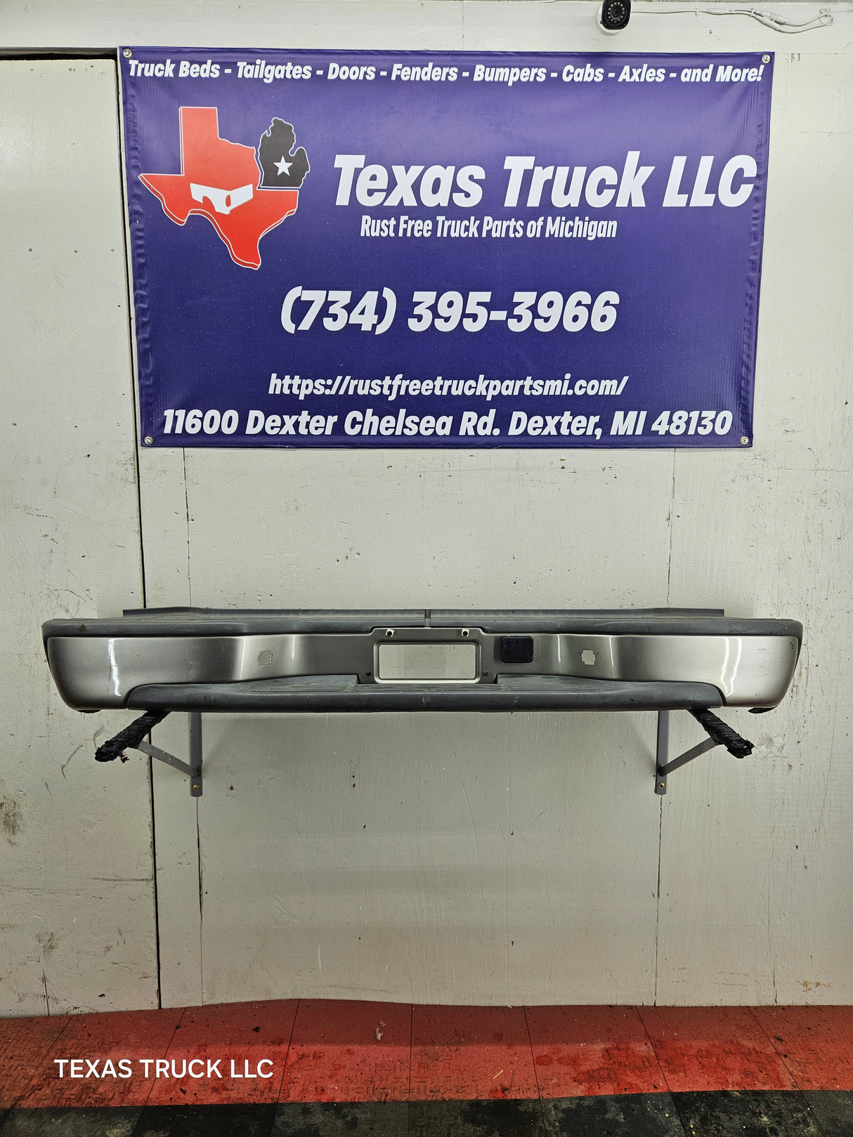 2000-2007 Chevrolet Suburban / GMC Yukon Rear Bumper Step Bumper