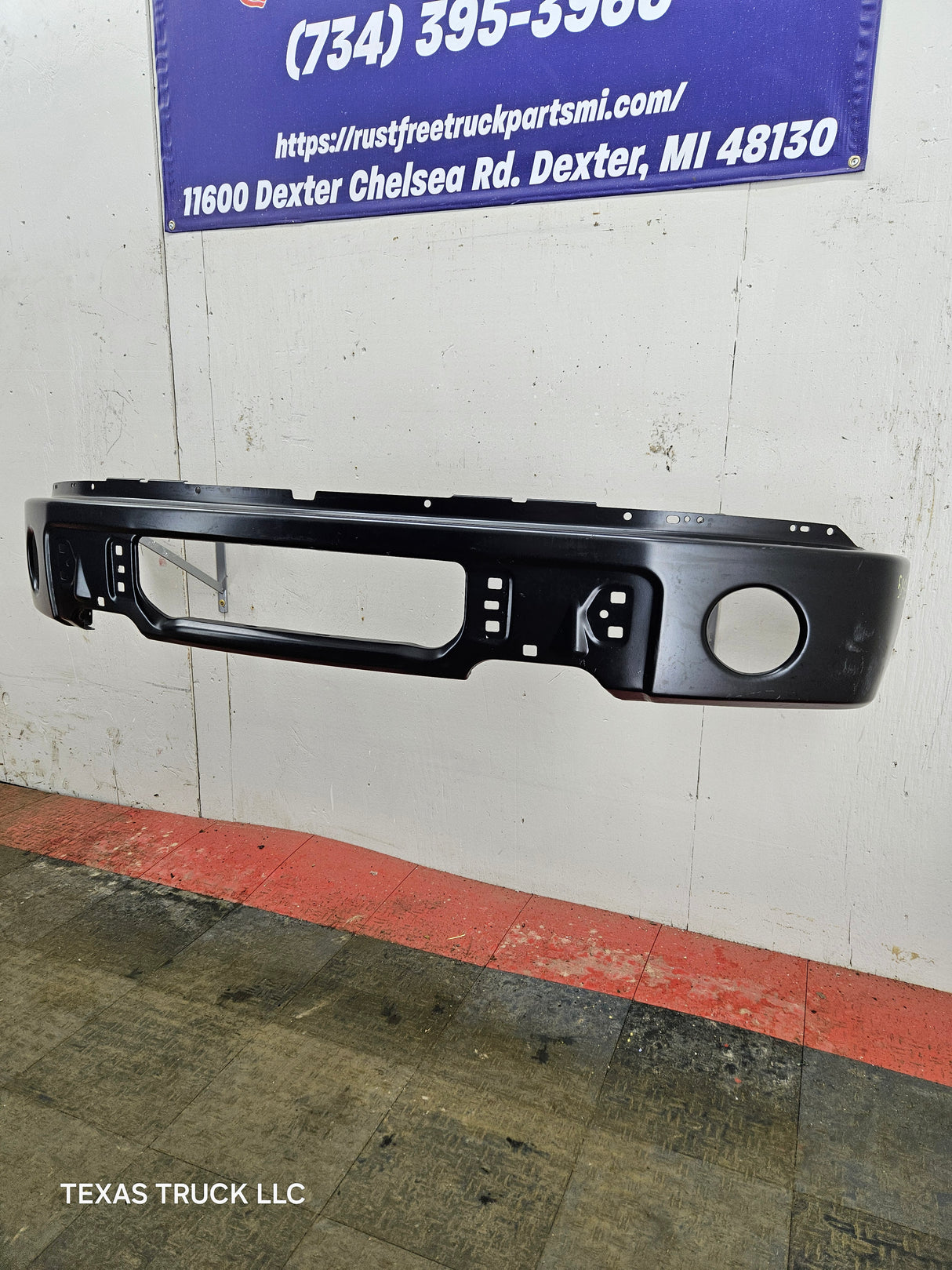2009-2014 Ford F150 Front Bumper With Fog Light Holes