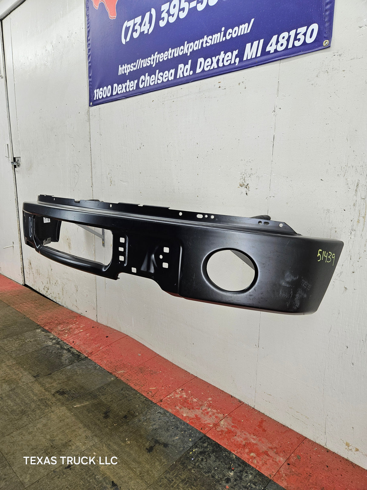 2009-2014 Ford F150 Front Bumper With Fog Light Holes