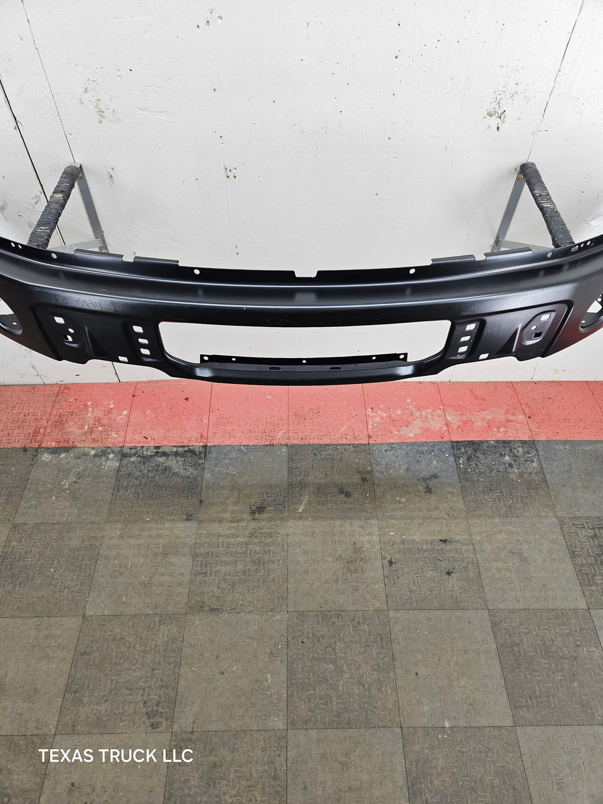 2009-2014 Ford F150 Front Bumper With Fog Light Holes