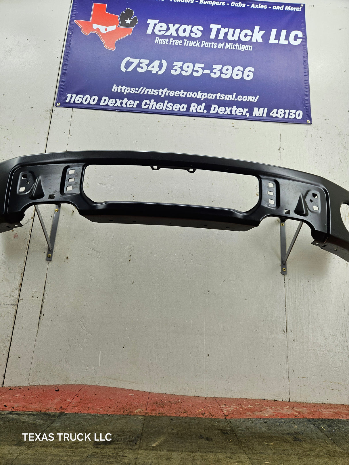 2009-2014 Ford F150 Front Bumper With Fog Light Holes