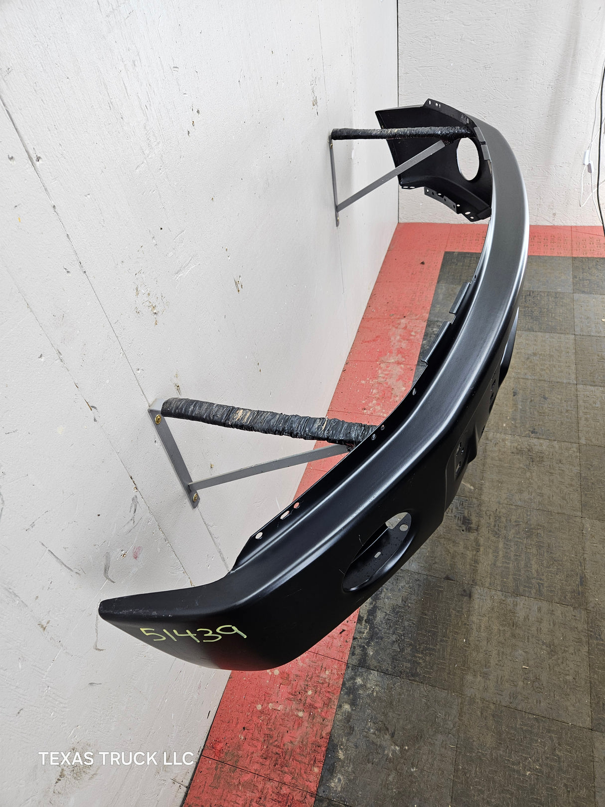 2009-2014 Ford F150 Front Bumper With Fog Light Holes