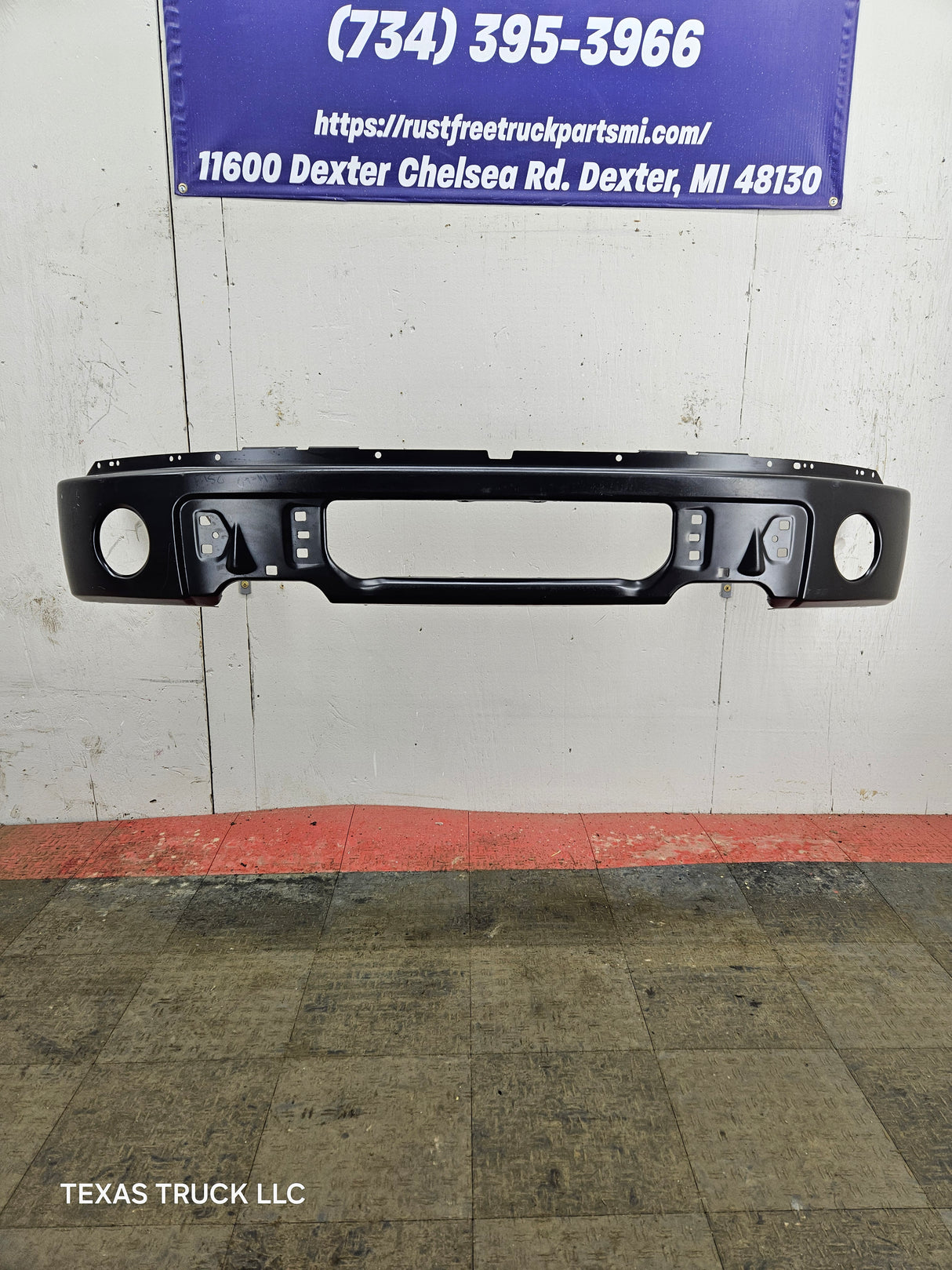 2009-2014 Ford F150 Front Bumper With Fog Light Holes
