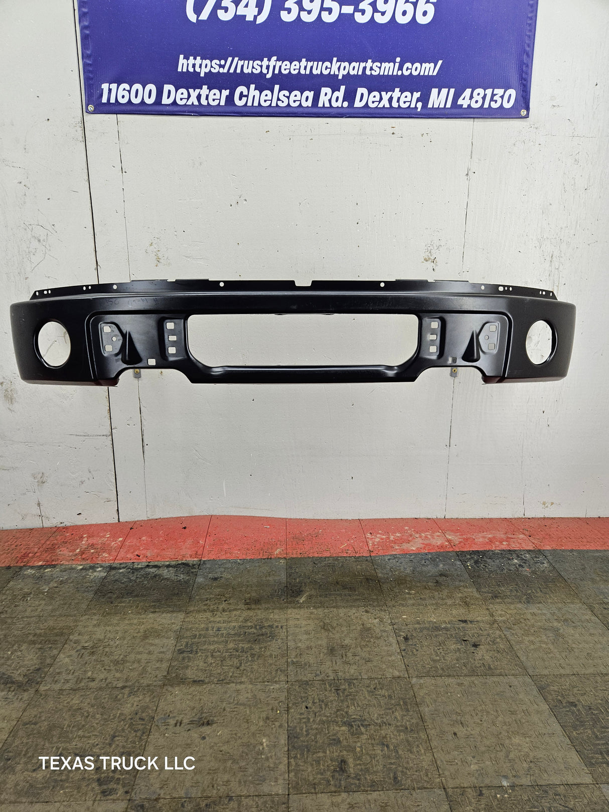 2009-2014 Ford F150 Front Bumper With Fog Light Holes