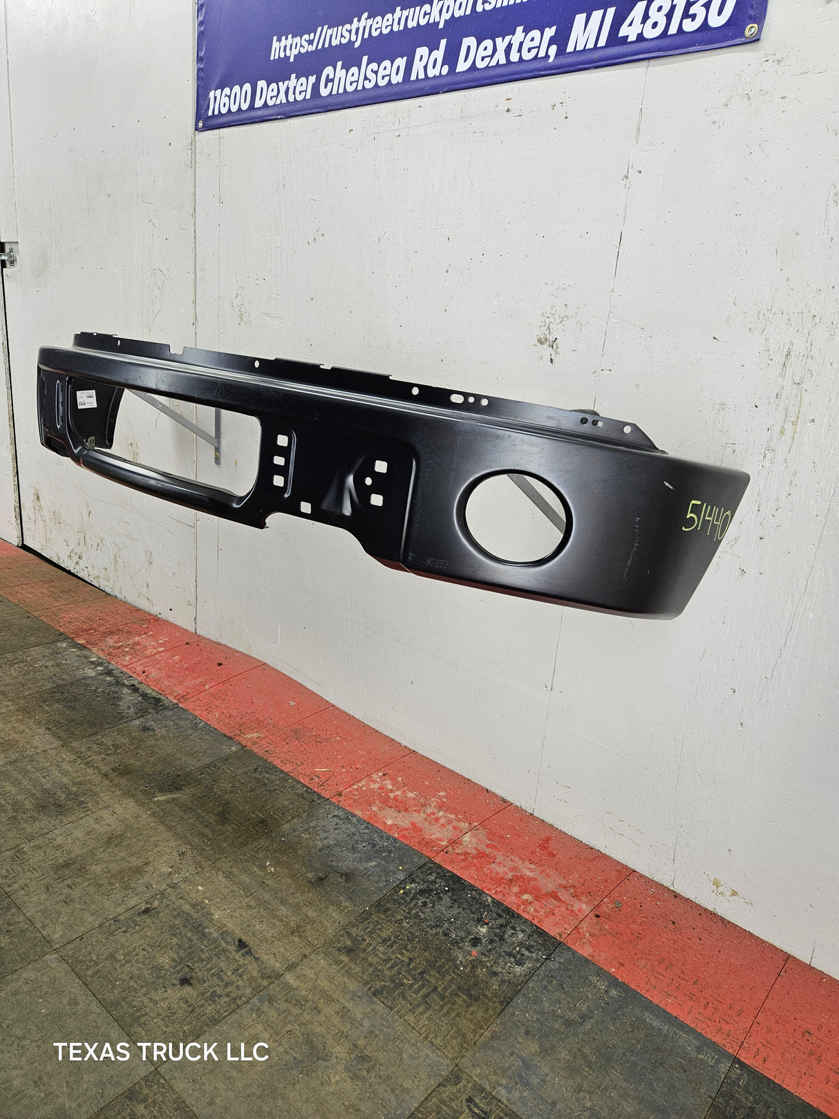 2009-2014 Ford F150 Front Bumper With Fog Light Holes