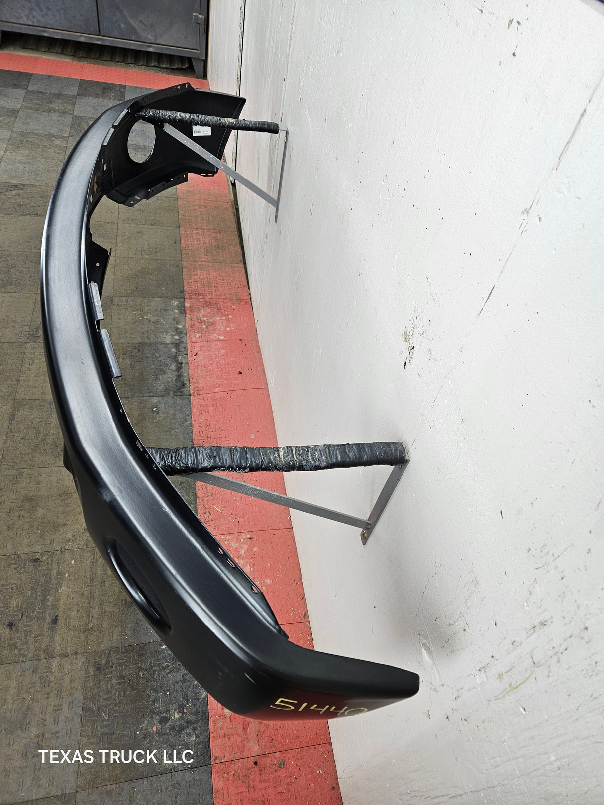 2009-2014 Ford F150 Front Bumper With Fog Light Holes