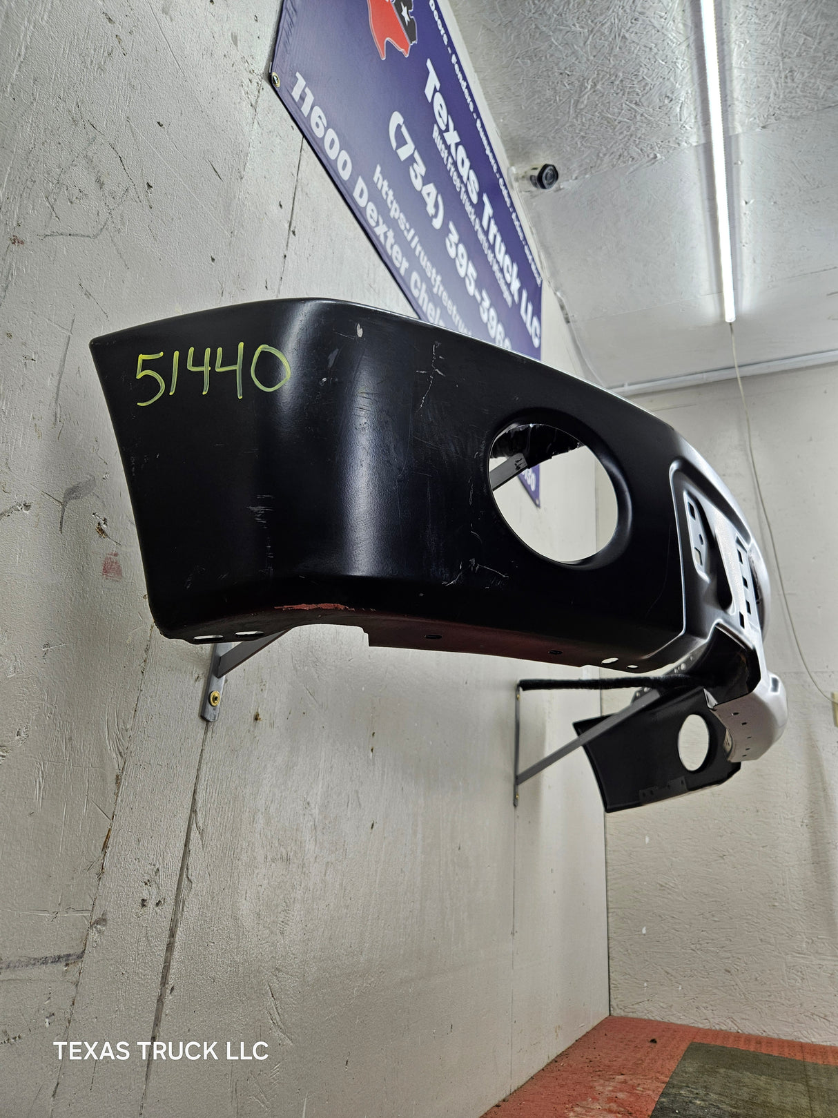 2009-2014 Ford F150 Front Bumper With Fog Light Holes