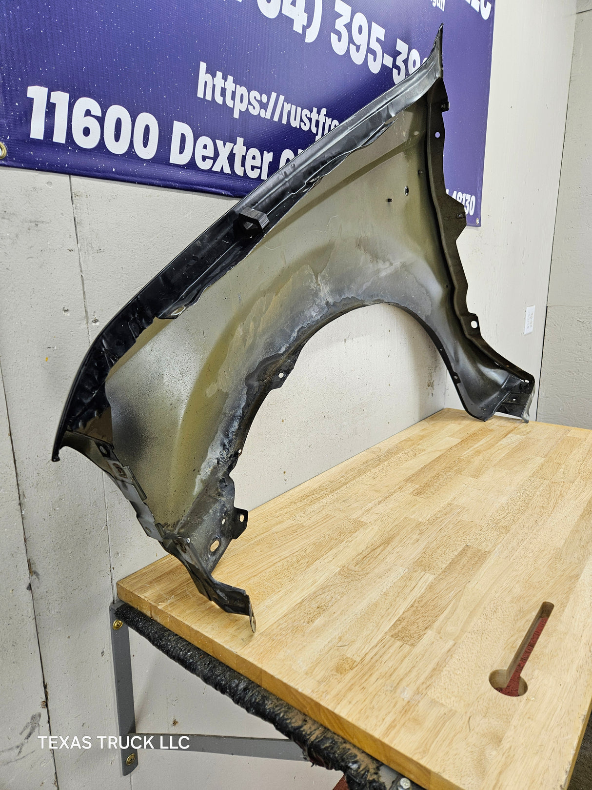 1999-2007 Ford Super Duty RH Passenger Side Front Fender F250 F350 F450 F550 Excursion
