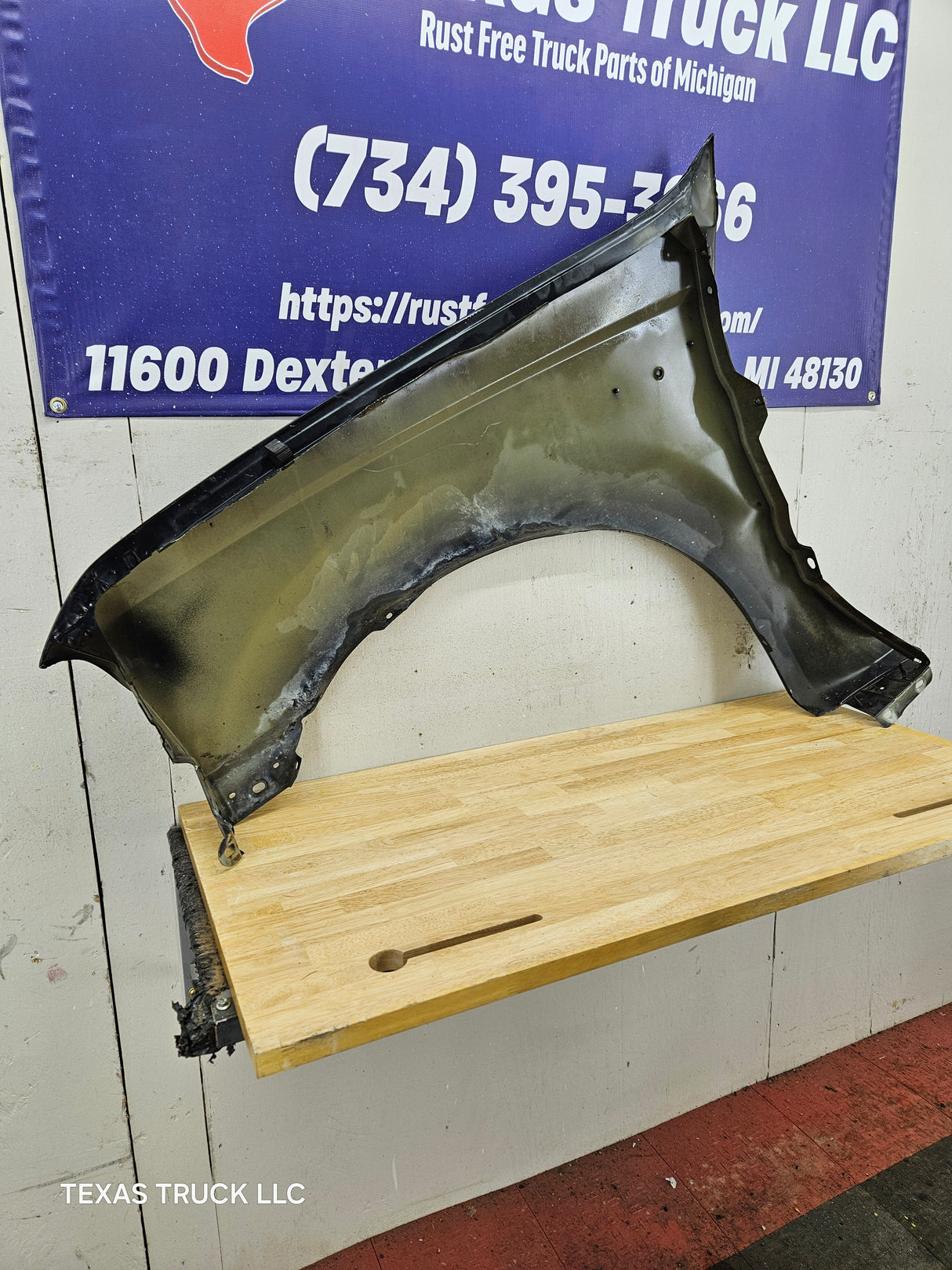 1999-2007 Ford Super Duty RH Passenger Side Front Fender F250 F350 F450 F550 Excursion