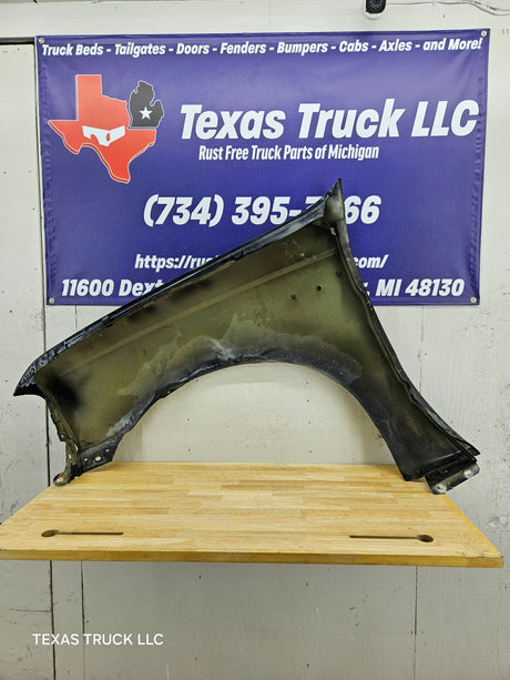 1999-2007 Ford Super Duty RH Passenger Side Front Fender F250 F350 F450 F550 Excursion