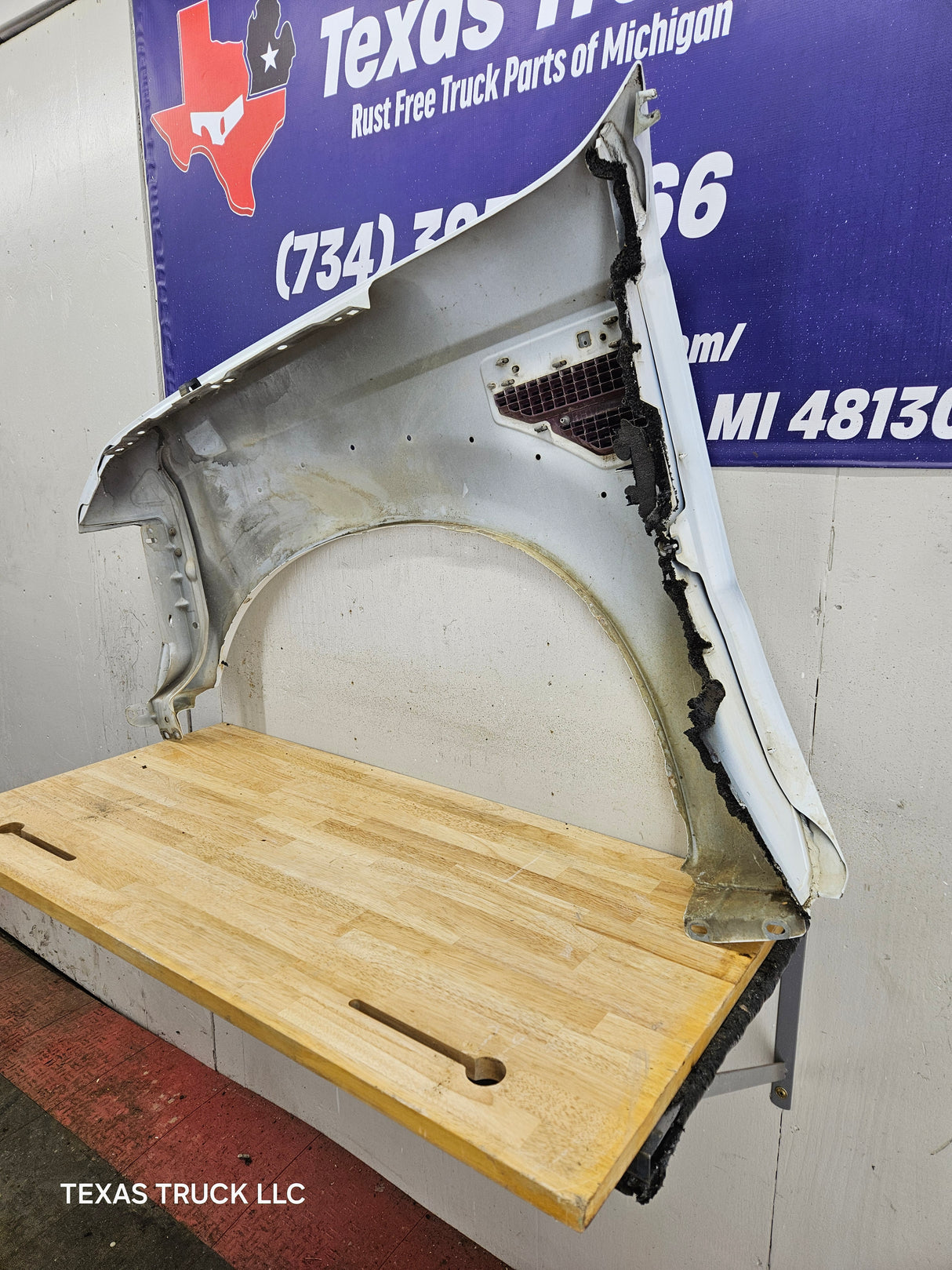 2008-2010 Ford Super Duty F250 F350 RH Passenger Side Fender