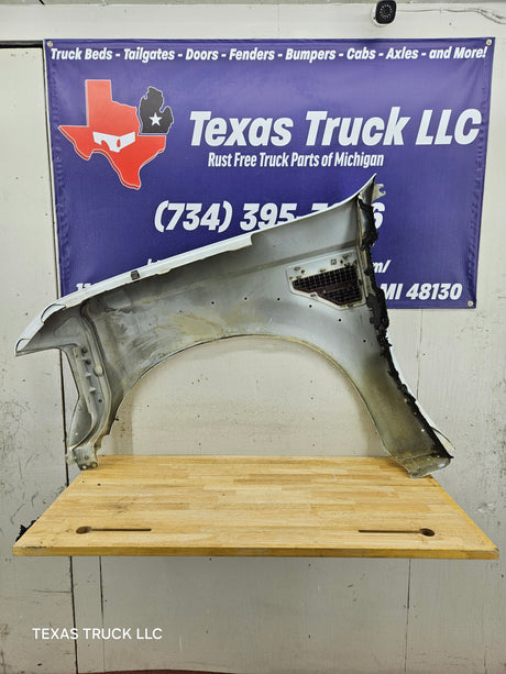2008-2010 Ford Super Duty F250 F350 RH Passenger Side Fender