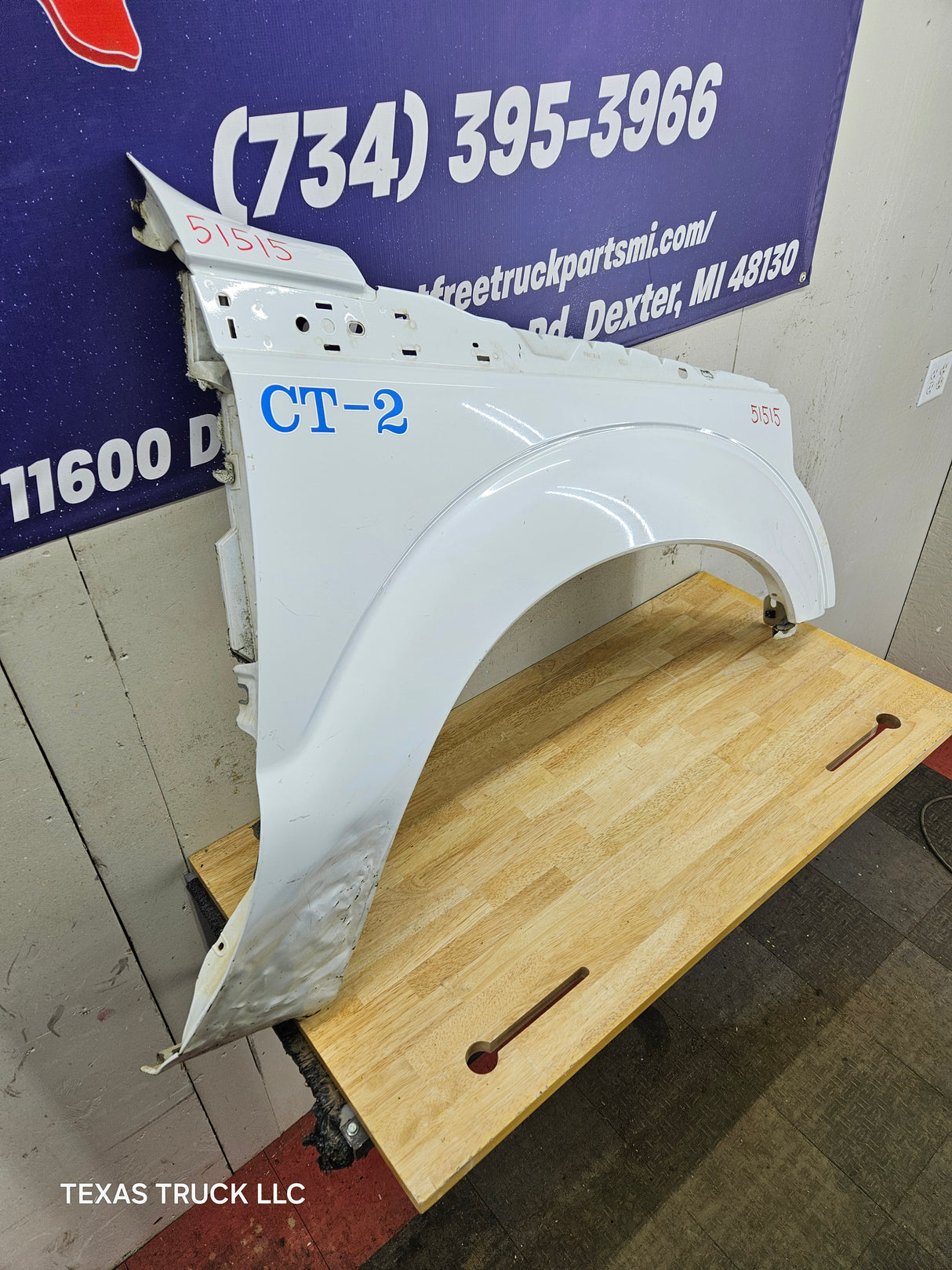 2011-2016 Ford Super Duty F250 F350 RH Passenger Side Front Fender