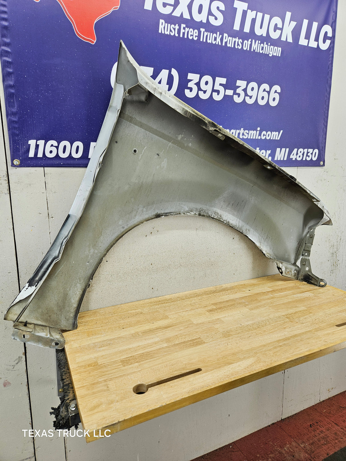 1999-2007 Ford Super Duty LH Driver Side Front Fender F250 F350 F450 F550 Excursion