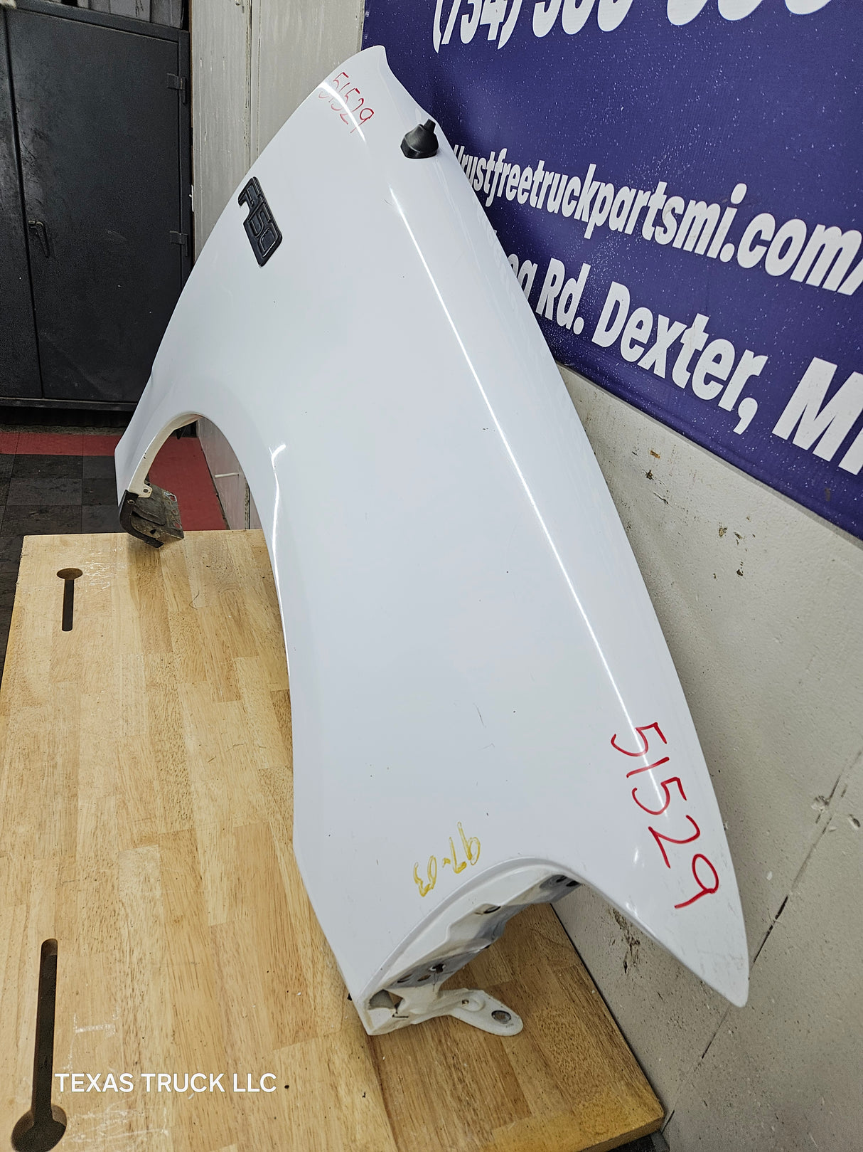 1997-2003 Ford F150 / Explorer / Expedition RH Passenger Side Front Fender