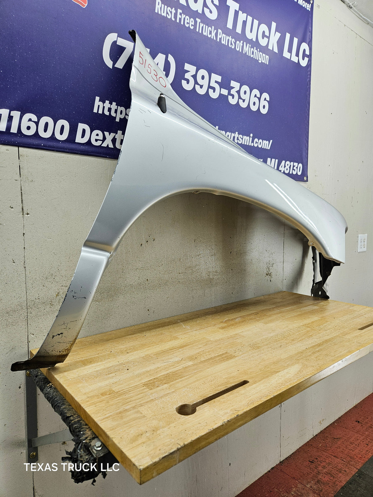 2003-2005 Dodge Ram 3rd Gen 1500 2500 3500 RH Passenger Side Front Fender