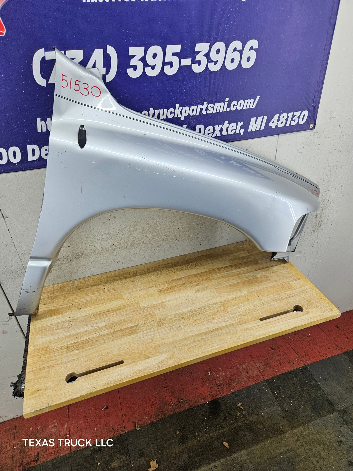2003-2005 Dodge Ram 3rd Gen 1500 2500 3500 RH Passenger Side Front Fender