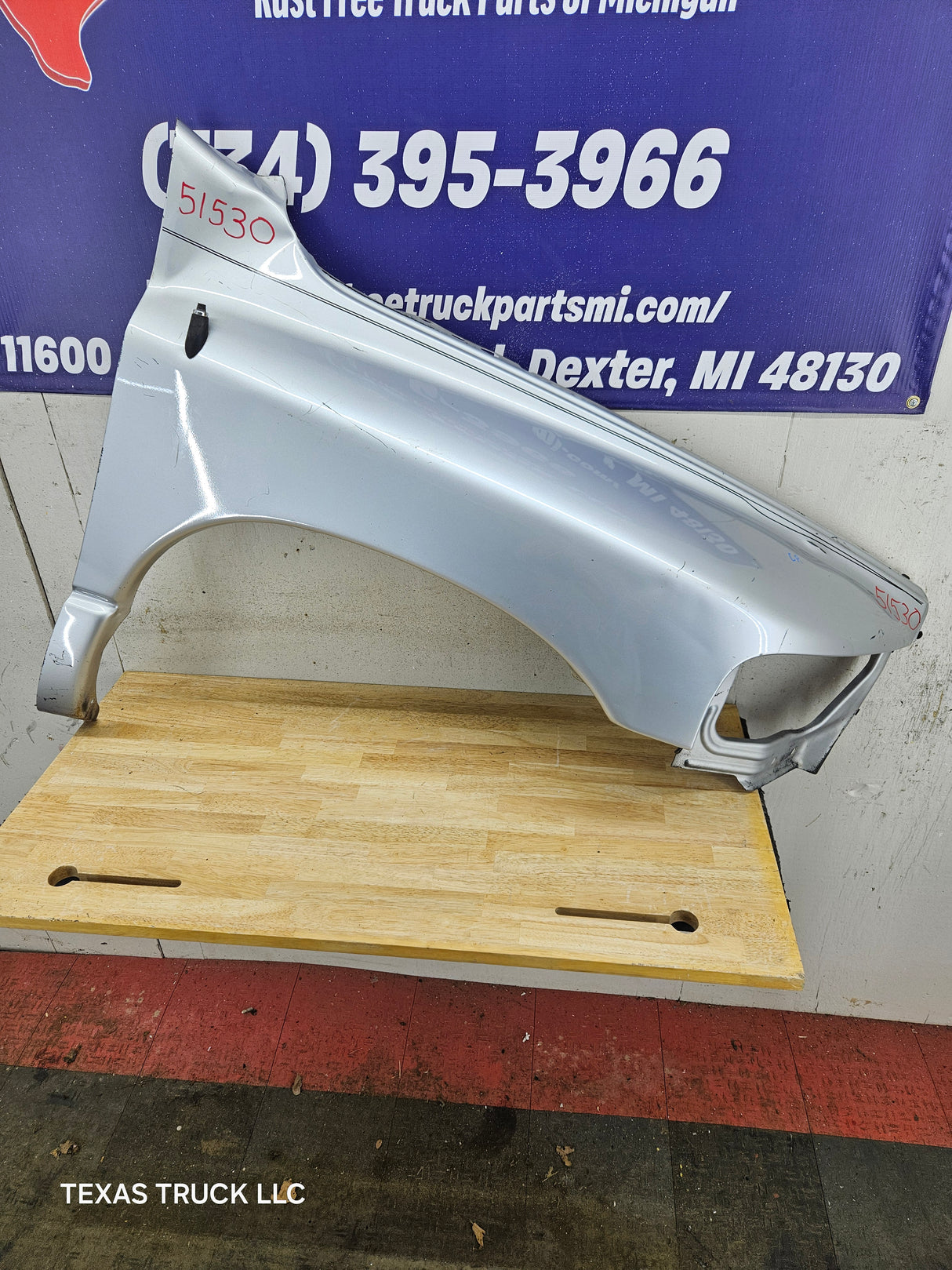 2003-2005 Dodge Ram 3rd Gen 1500 2500 3500 RH Passenger Side Front Fender