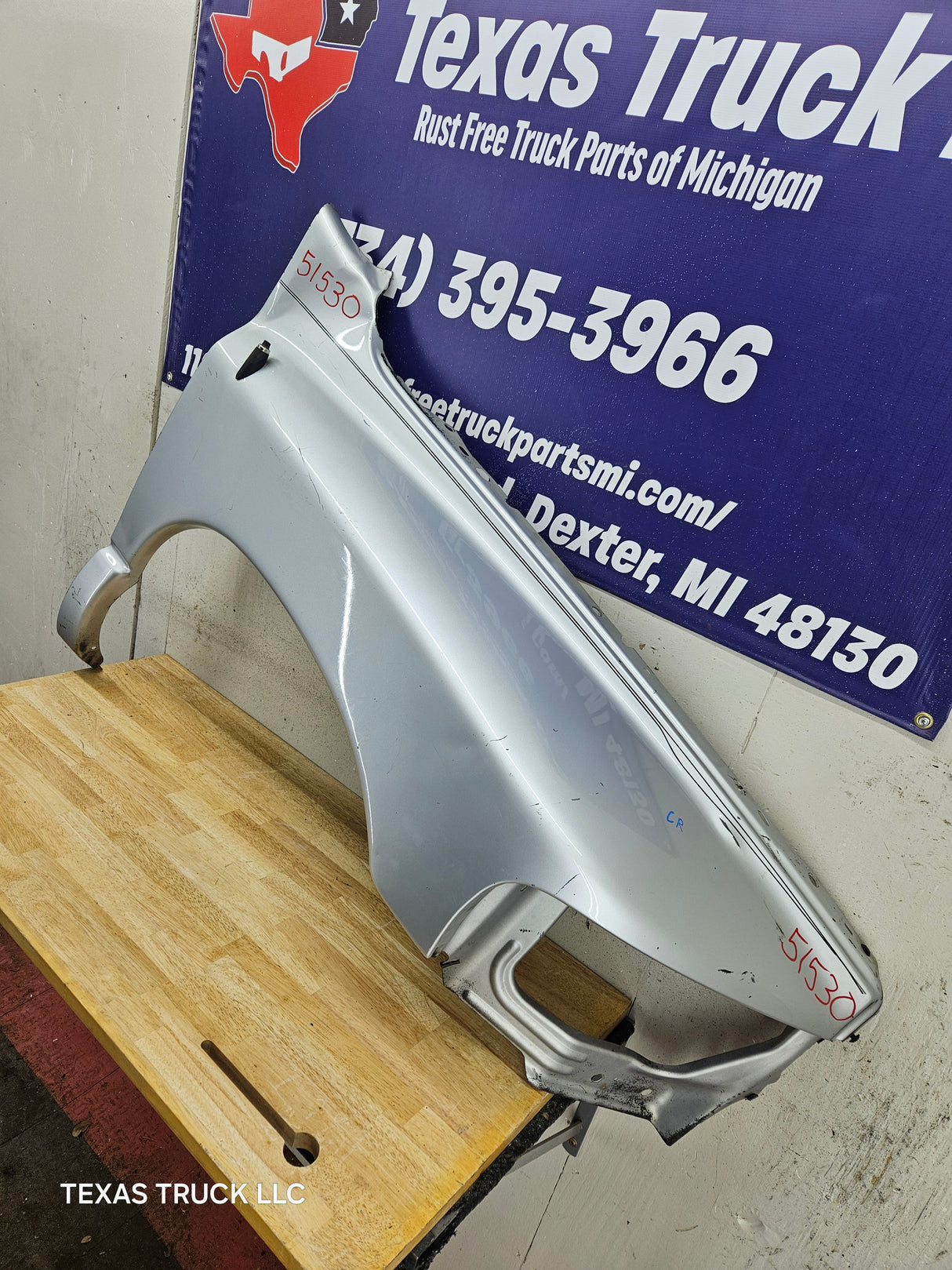 2003-2005 Dodge Ram 3rd Gen 1500 2500 3500 RH Passenger Side Front Fender