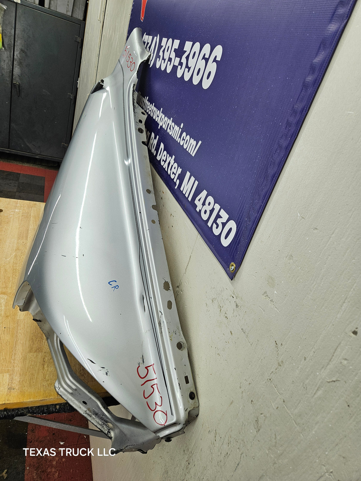 2003-2005 Dodge Ram 3rd Gen 1500 2500 3500 RH Passenger Side Front Fender