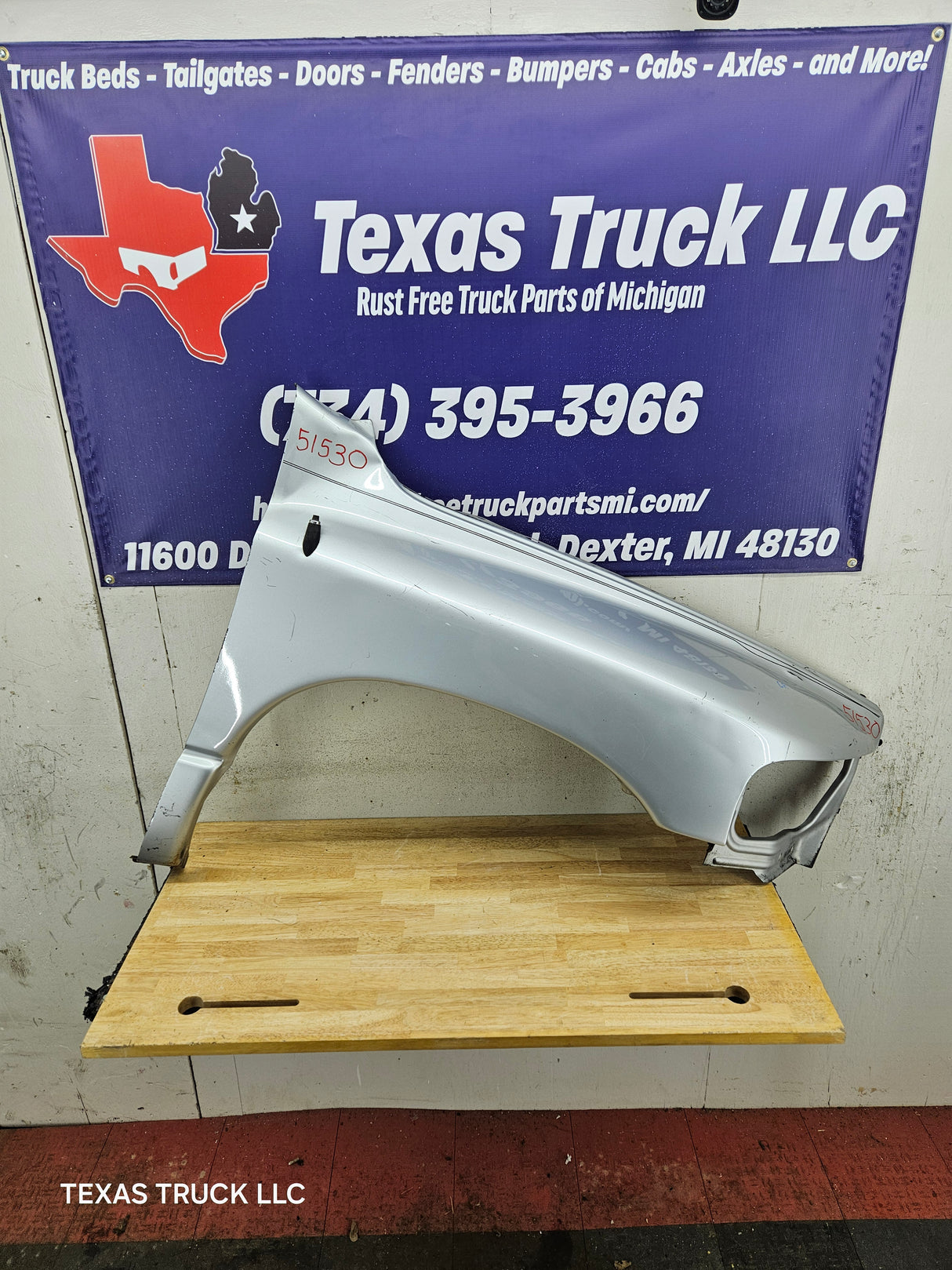 2003-2005 Dodge Ram 3rd Gen 1500 2500 3500 RH Passenger Side Front Fender