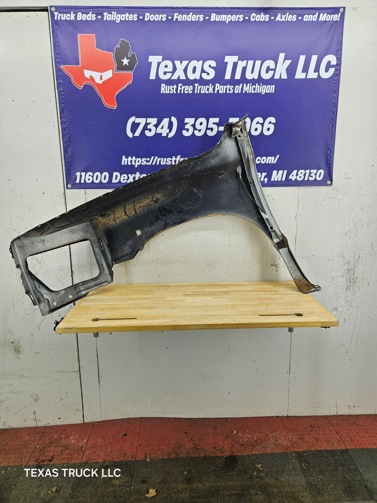 2003-2005 Dodge Ram 3rd Gen 1500 2500 3500 RH Passenger Side Front Fender