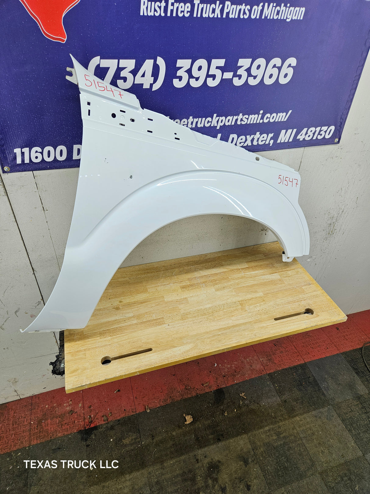 2011-2016 Ford Super Duty F250 F350 RH Passenger Side Front Fender