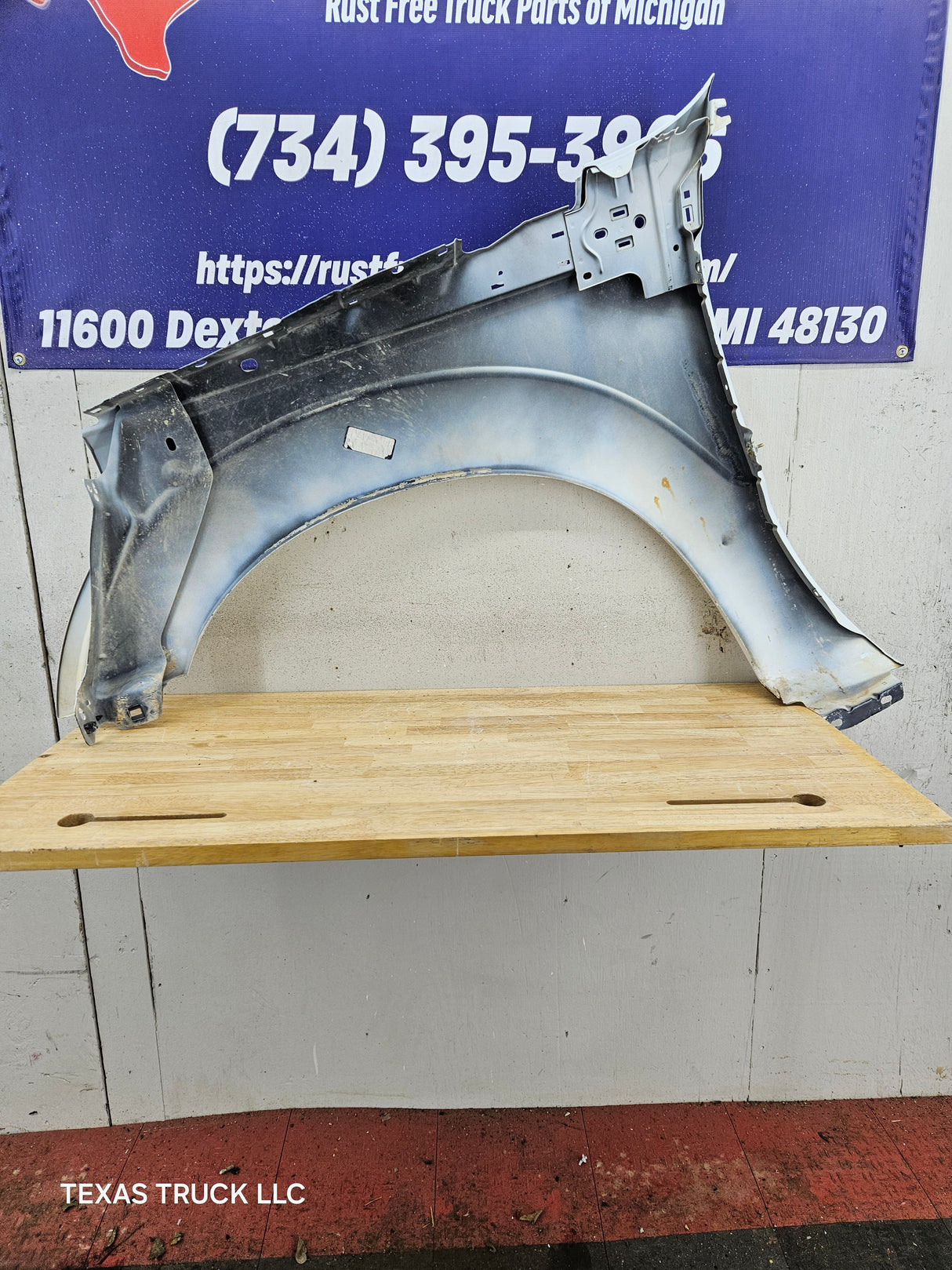 2011-2016 Ford Super Duty F250 F350 RH Passenger Side Front Fender