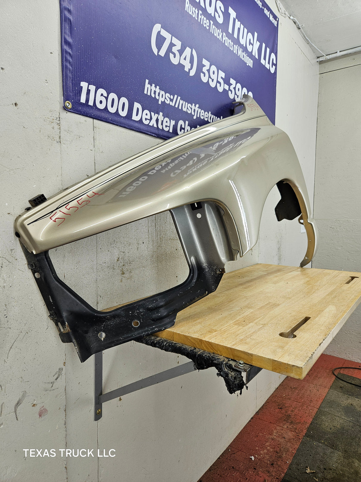 2003-2005 Dodge Ram 3rd Gen 1500 2500 3500 LH Driver Side Fender