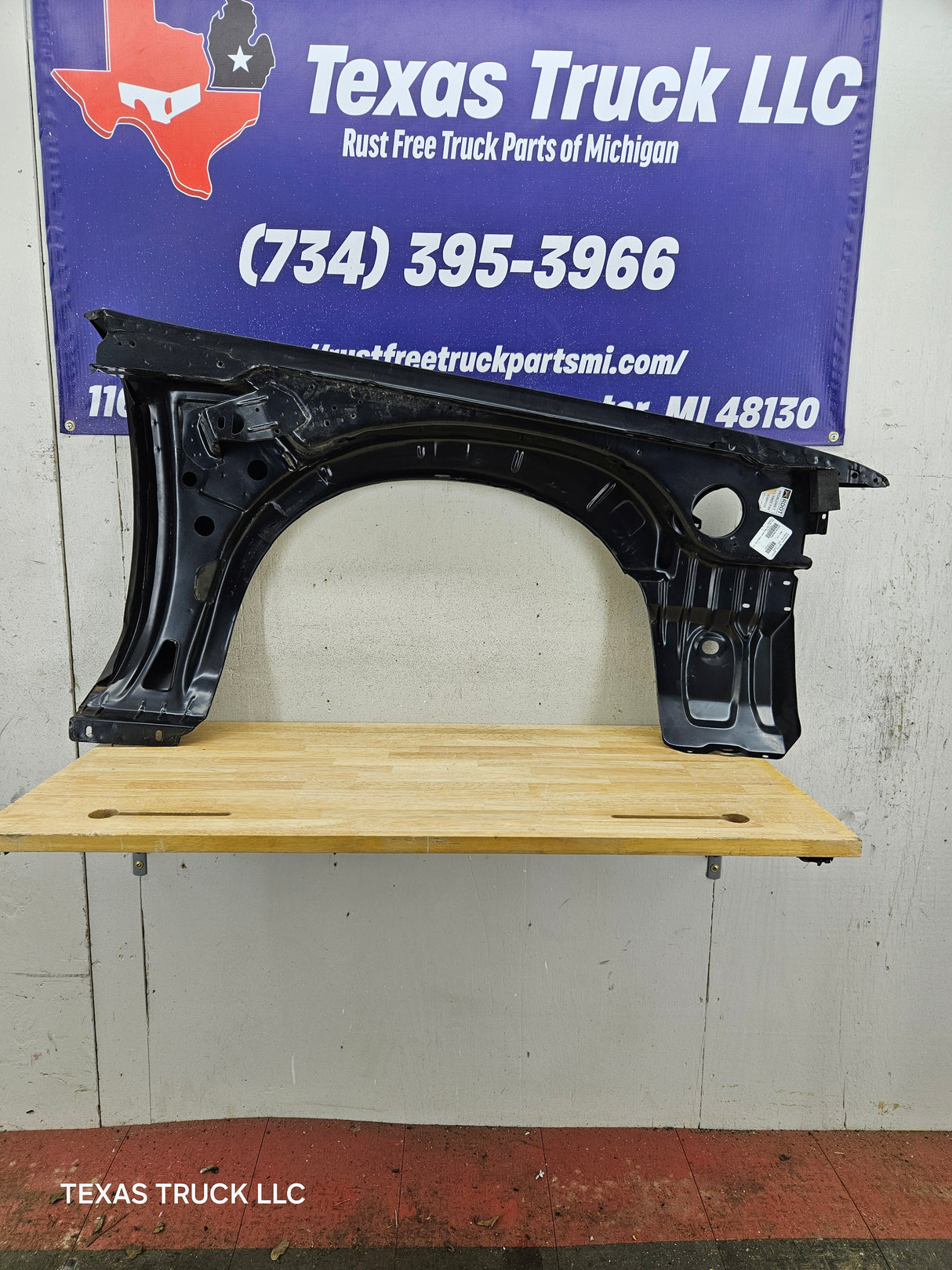 2003-2011 Ford Crown Victoria & Grand Marquis FRONT DRIVERSIDE FENDER