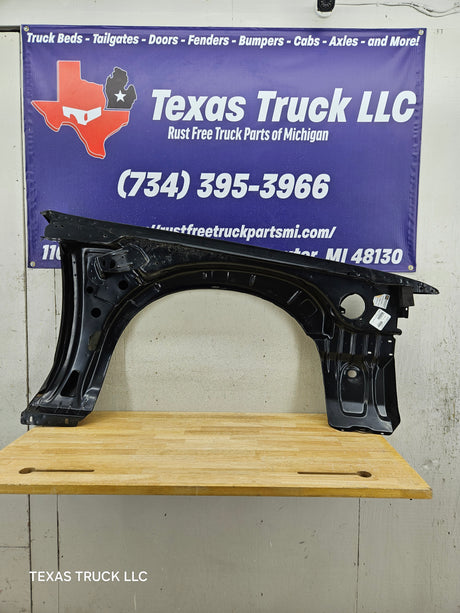 2003-2011 Ford Crown Victoria & Grand Marquis FRONT DRIVERSIDE FENDER