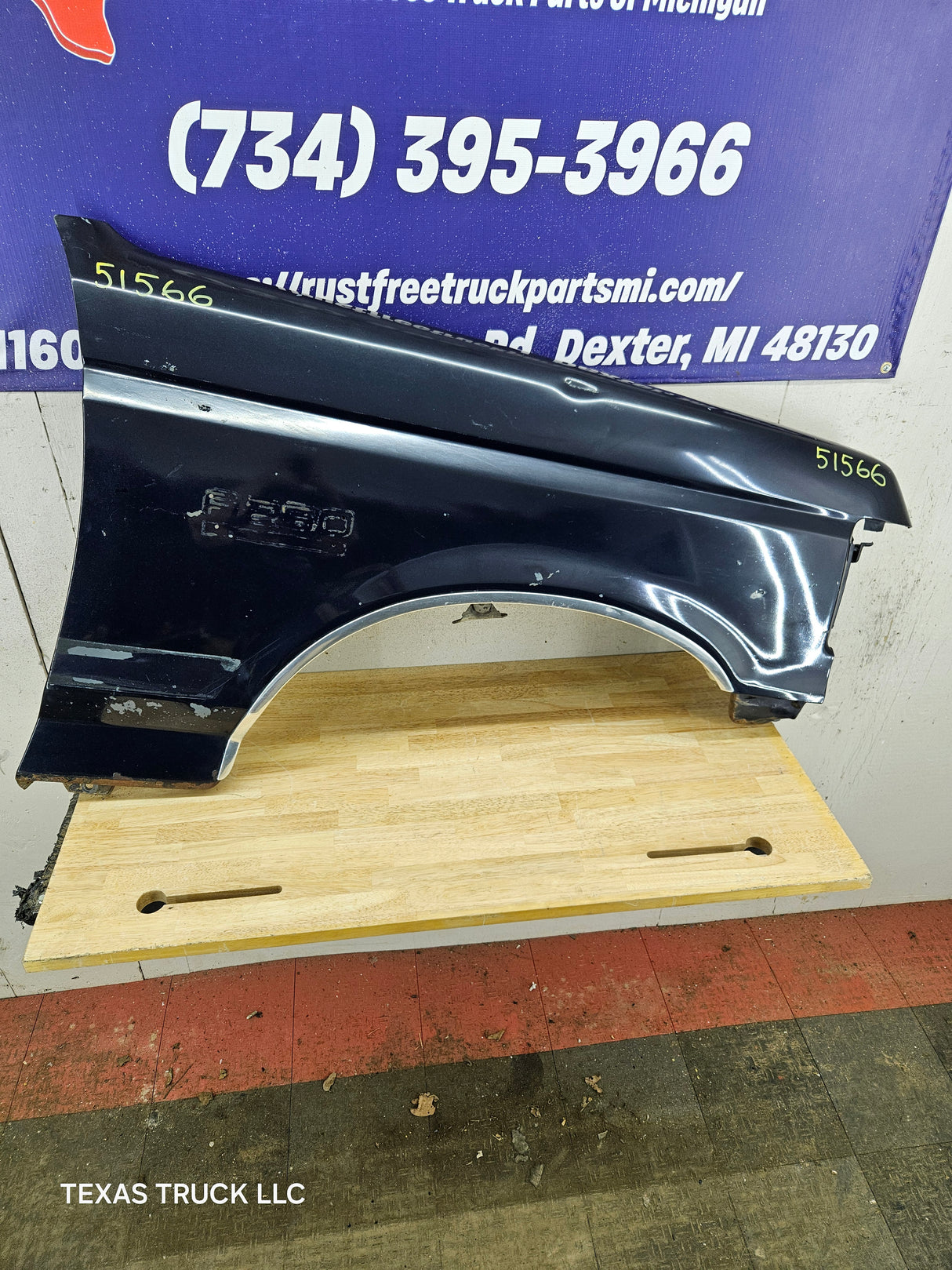 1987-1991 Ford F-150 F-250 F-350 F-450 F-550 PASSENGER FENDER