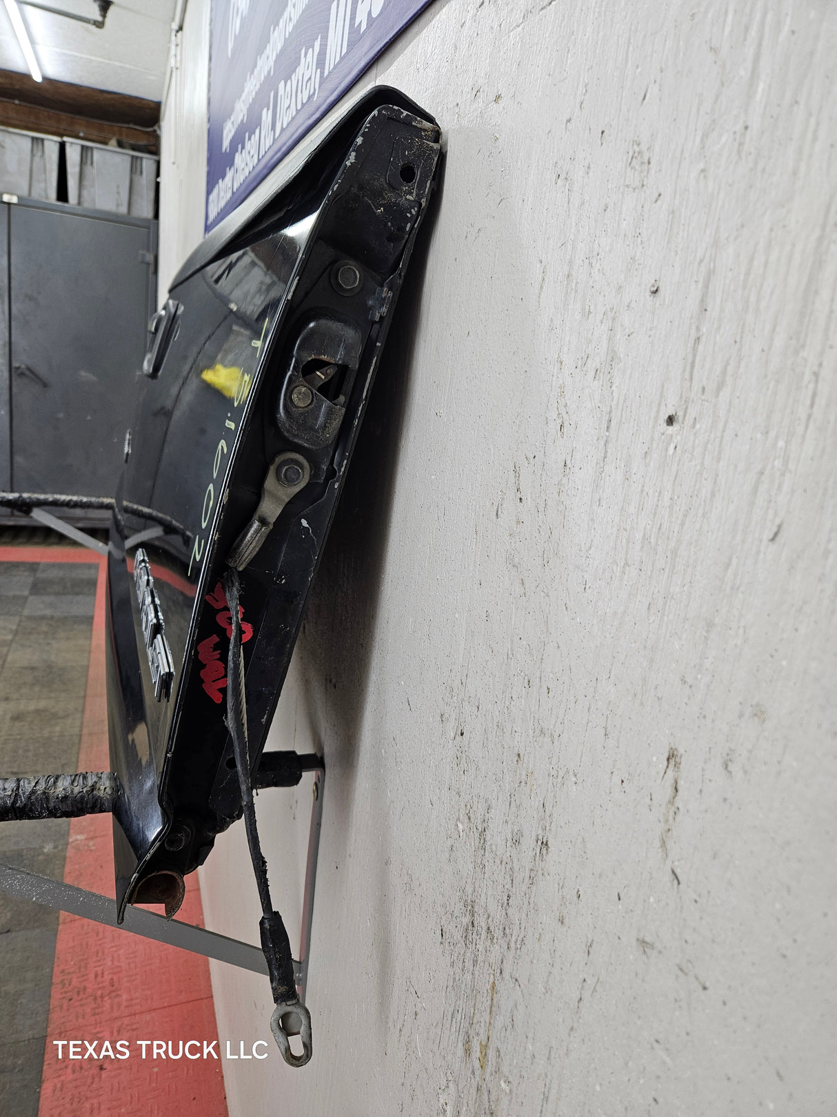 1999-2007 Chevrolet Silverado / GMC Sierra 1500 2500 3500 Tailgate