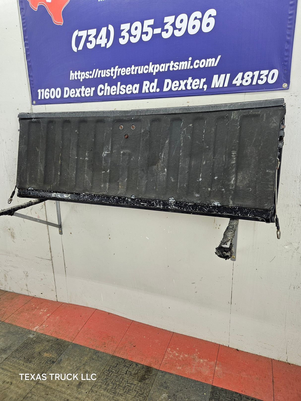 1999-2007 Chevrolet Silverado / GMC Sierra 1500 2500 3500 Tailgate