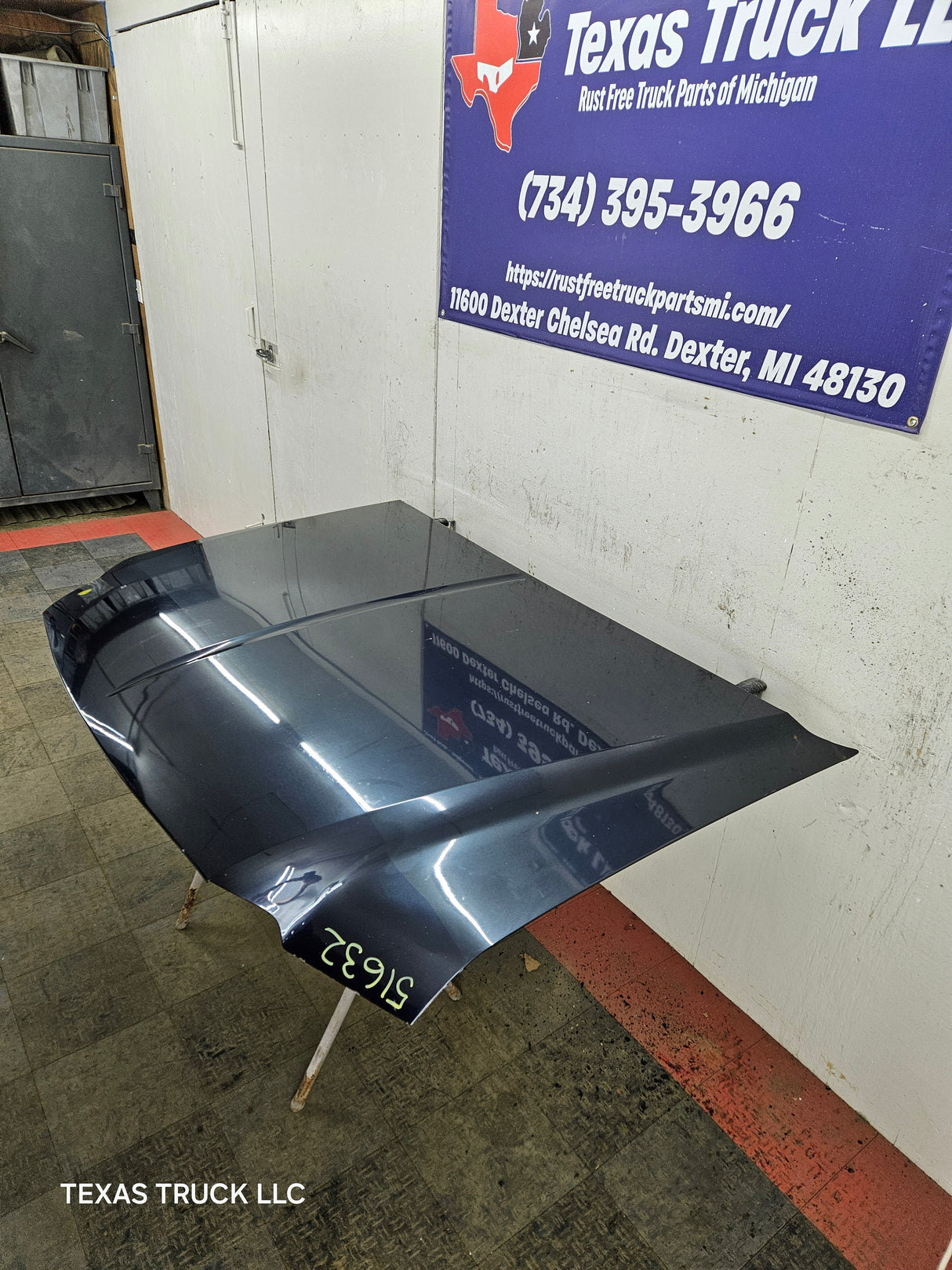 1999-2007 Ford Super Duty Hood F250 F350 F450 F550