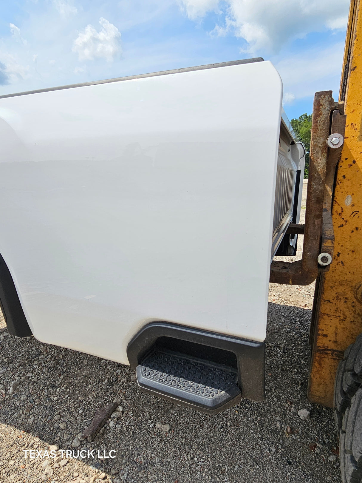 2019-2024 GMC Sierra 2500 3500 8' Long truck bed
