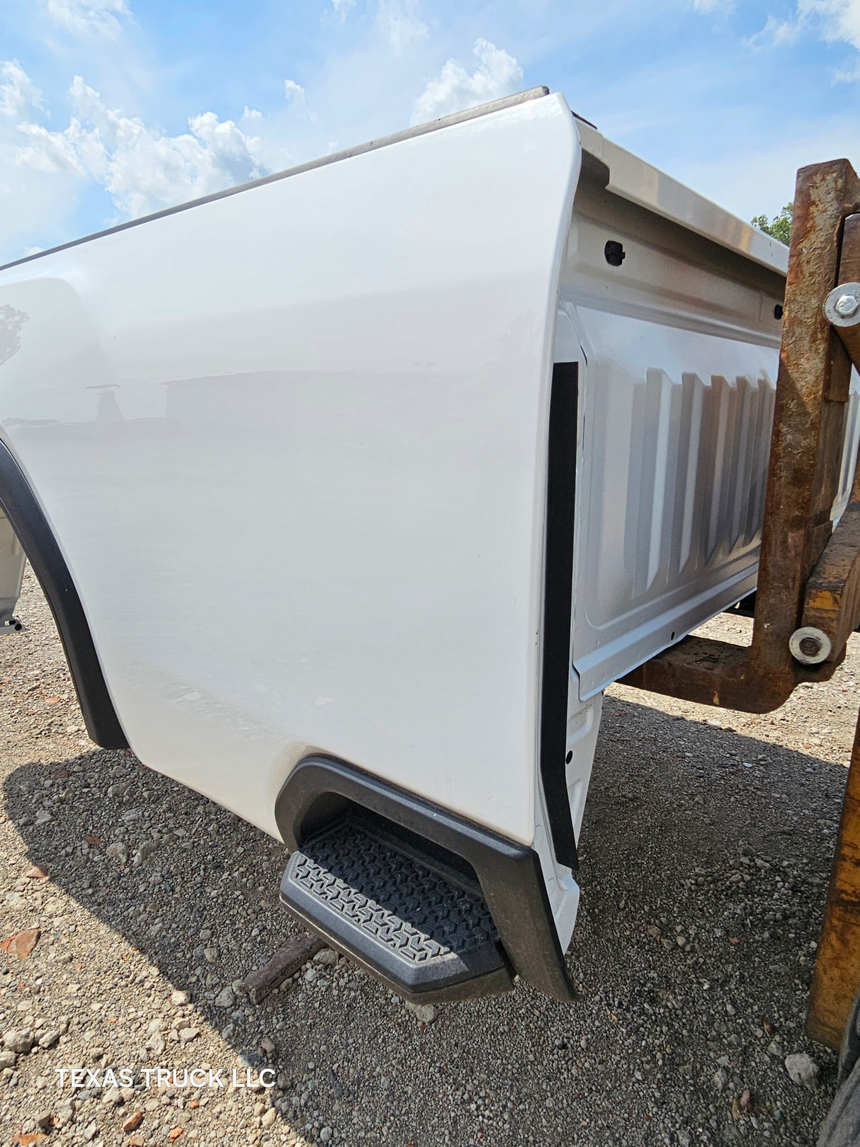 2019-2024 GMC Sierra 2500 3500 8' Long truck bed