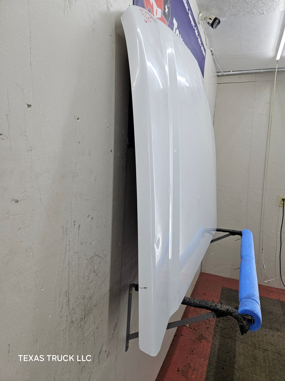 2003-2006 Chevrolet Silverado 1500 2500 'Cateye' Hood