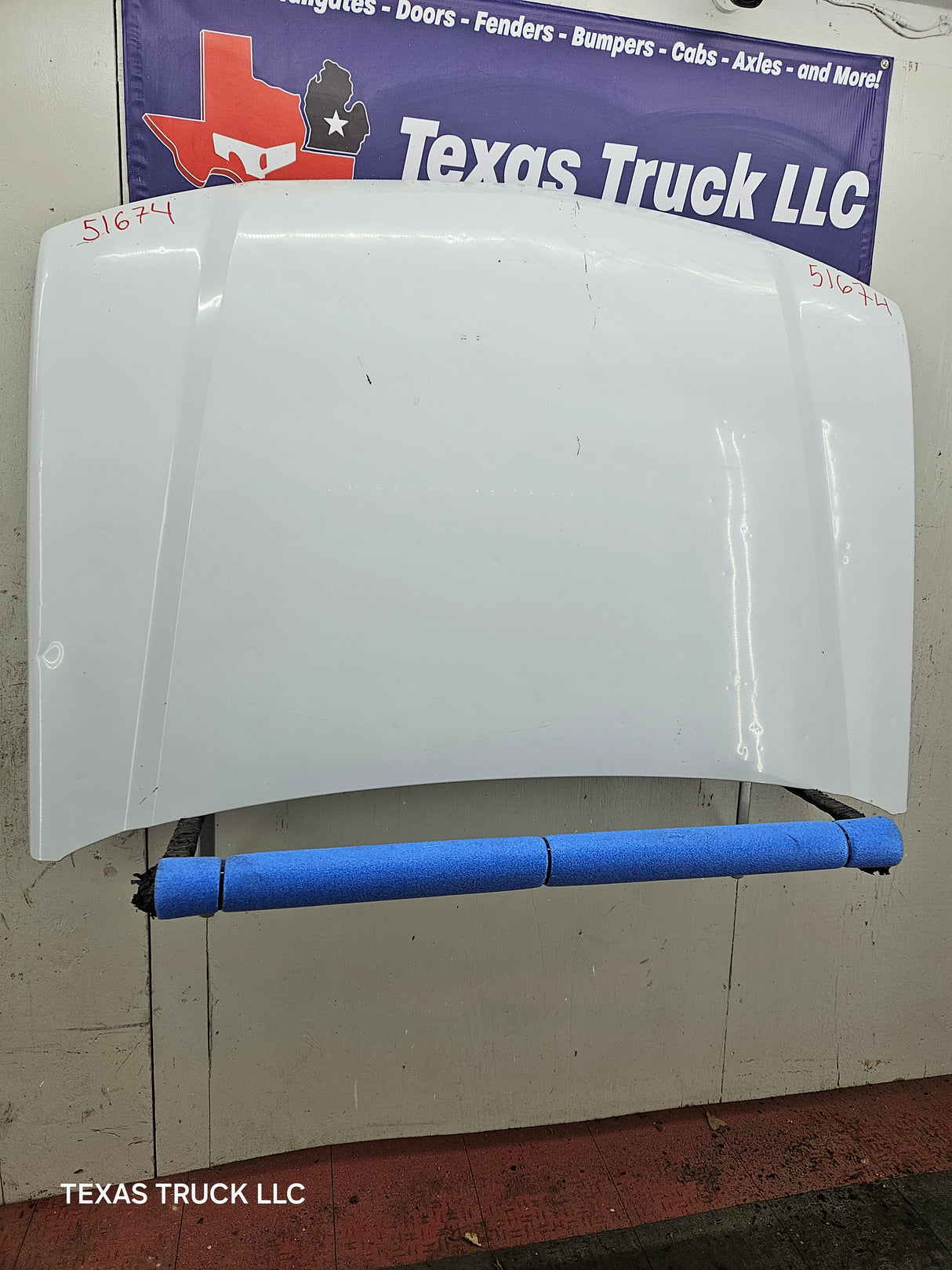 2003-2006 Chevrolet Silverado 1500 2500 'Cateye' Hood