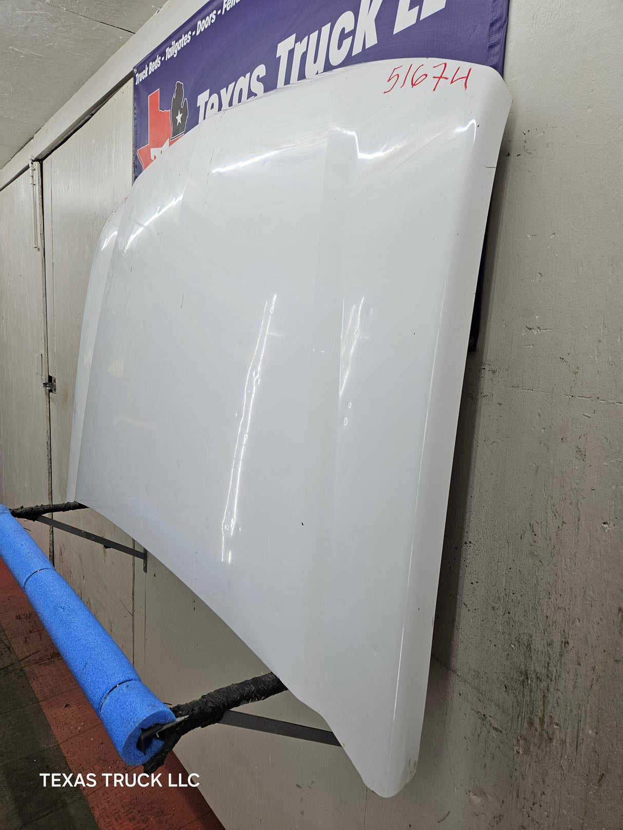 2003-2006 Chevrolet Silverado 1500 2500 'Cateye' Hood