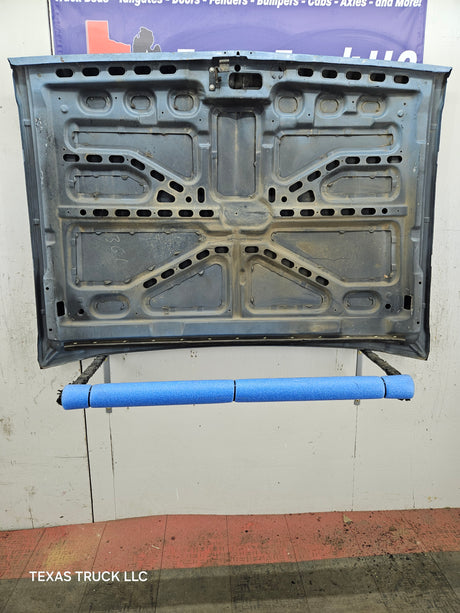 1981-1991 Chevrolet Silverado / GMC Sierra Square Body Hood C10 C20 C30 Suburban K5 K10 K20 Blazer