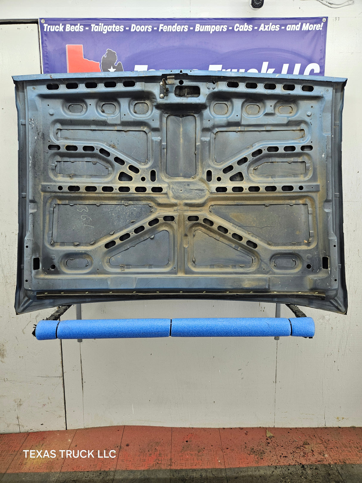 1981-1991 Chevrolet Silverado / GMC Sierra Square Body Hood C10 C20 C30 Suburban K5 K10 K20 Blazer