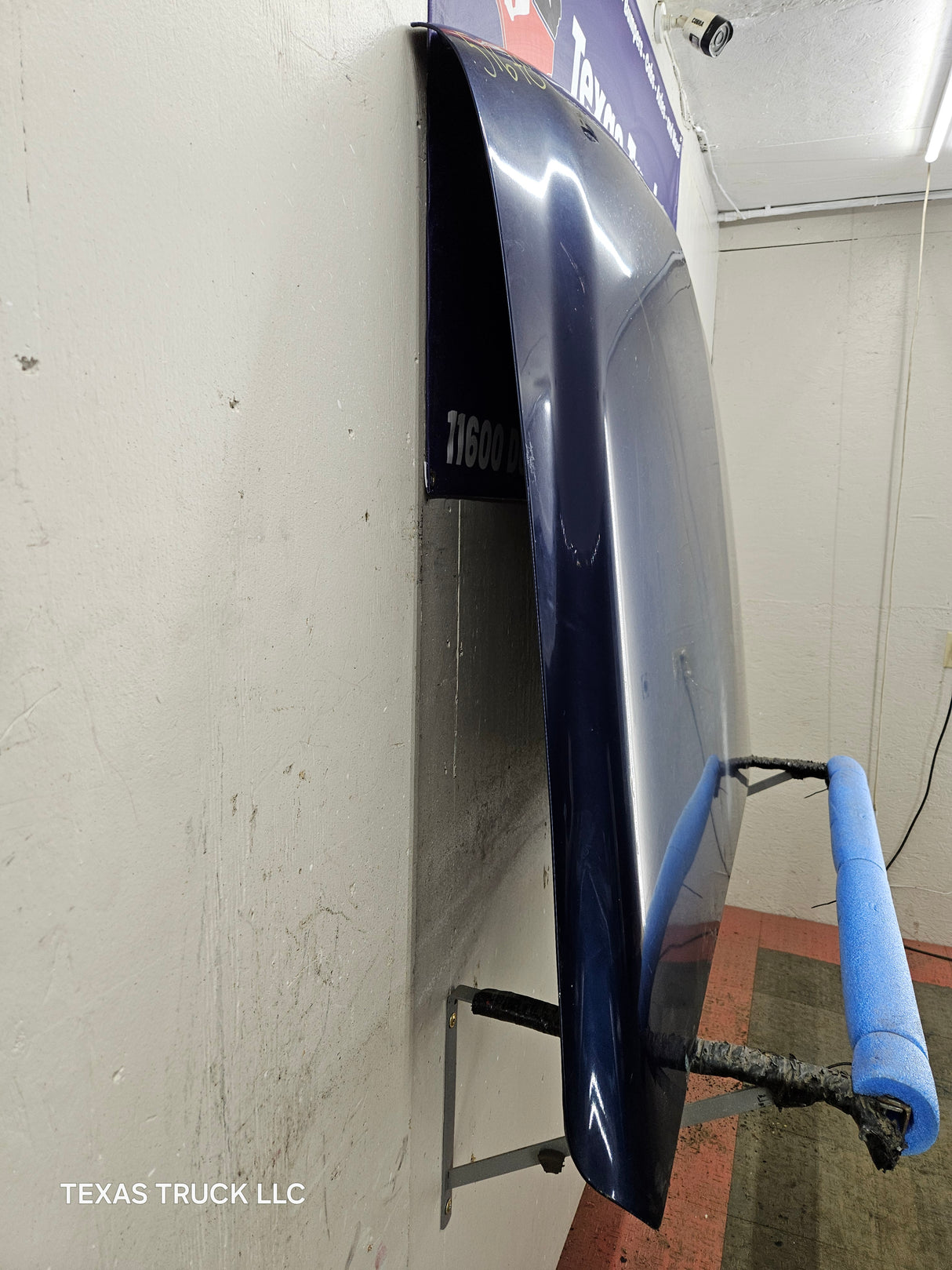 1999-2002 Chevrolet Silverado / Suburban 1500 2500 Hood