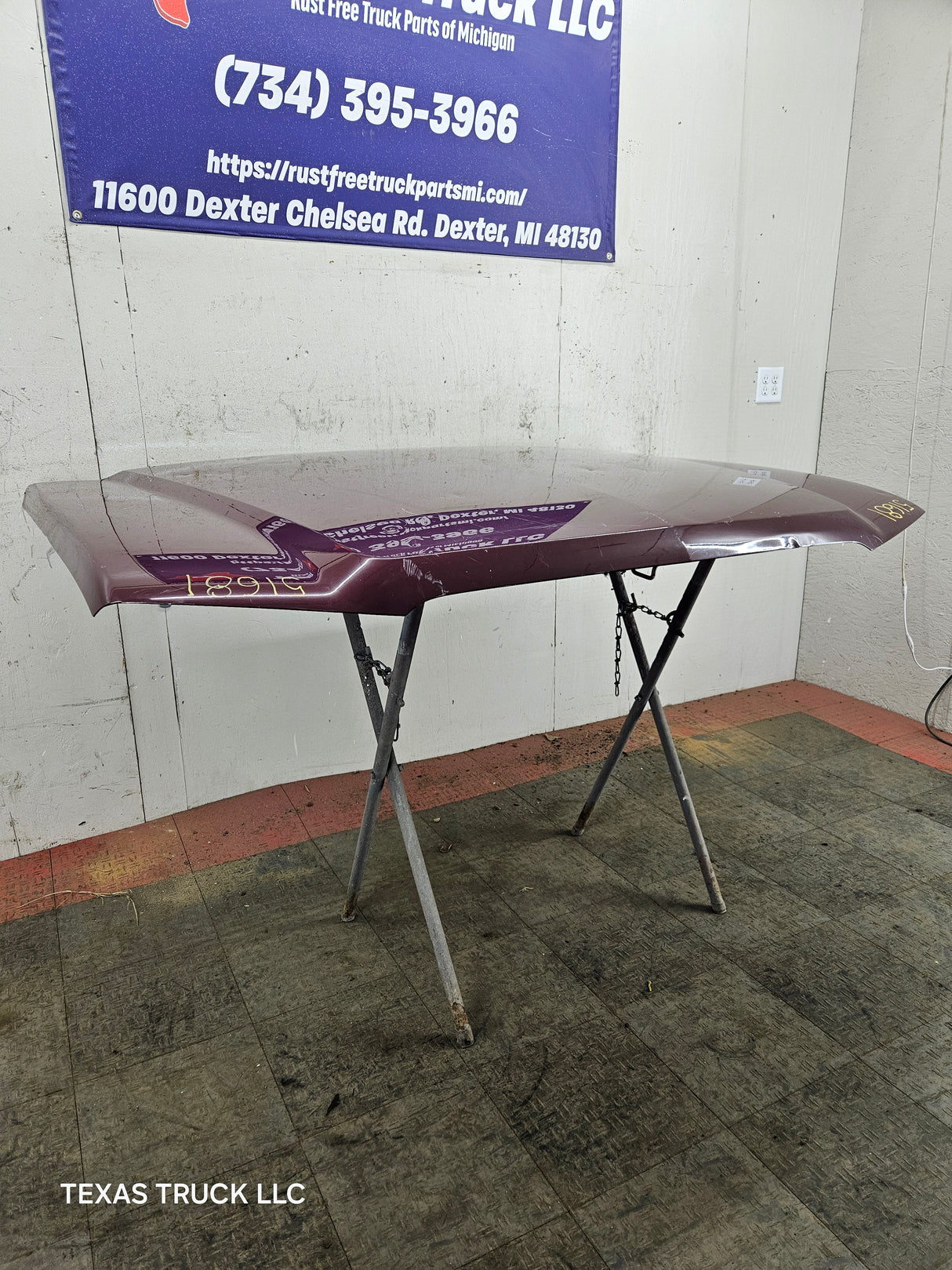 2003-2006 Chevrolet Silverado 1500 2500 'Cateye' Hood