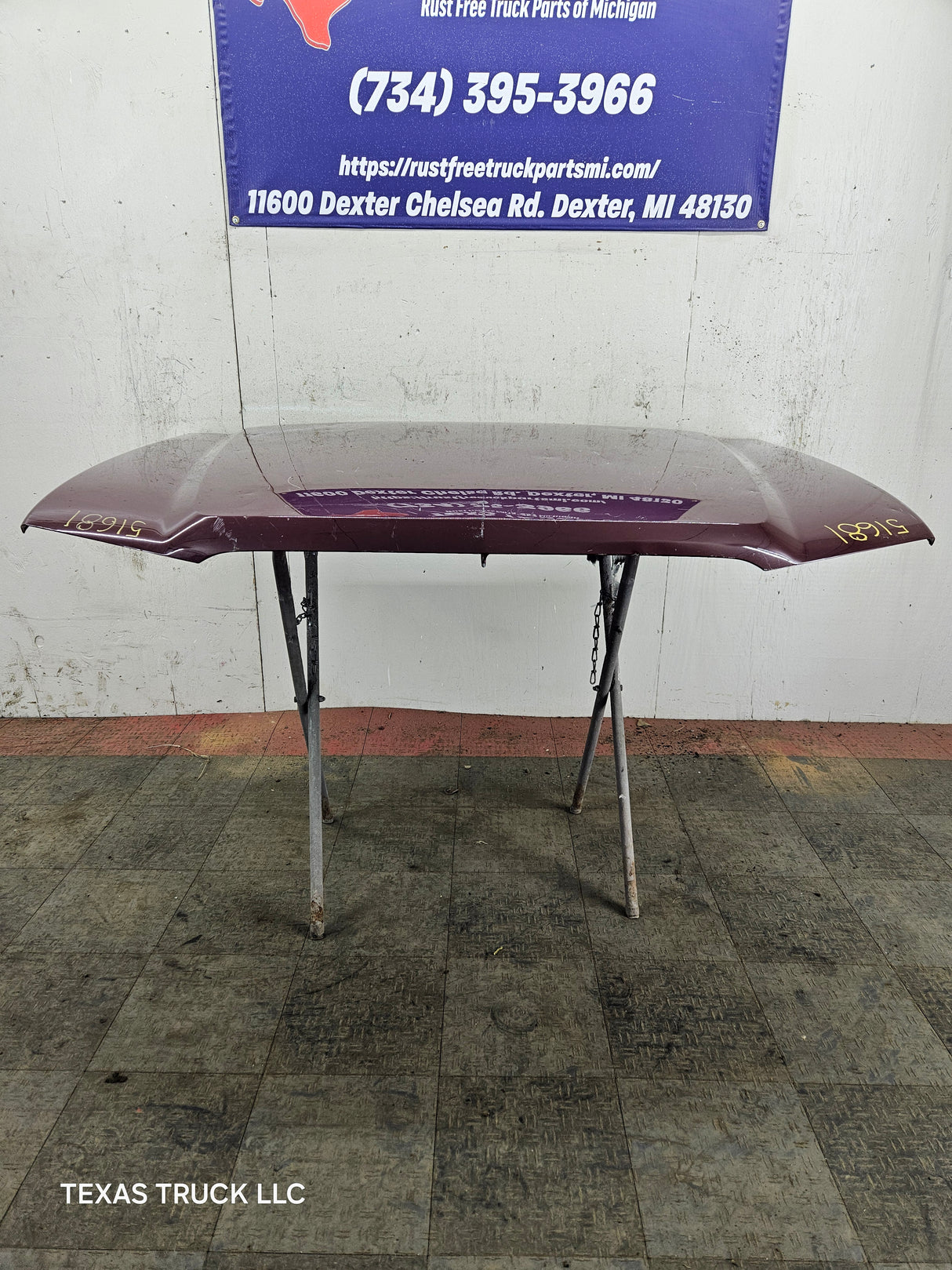 2003-2006 Chevrolet Silverado 1500 2500 'Cateye' Hood