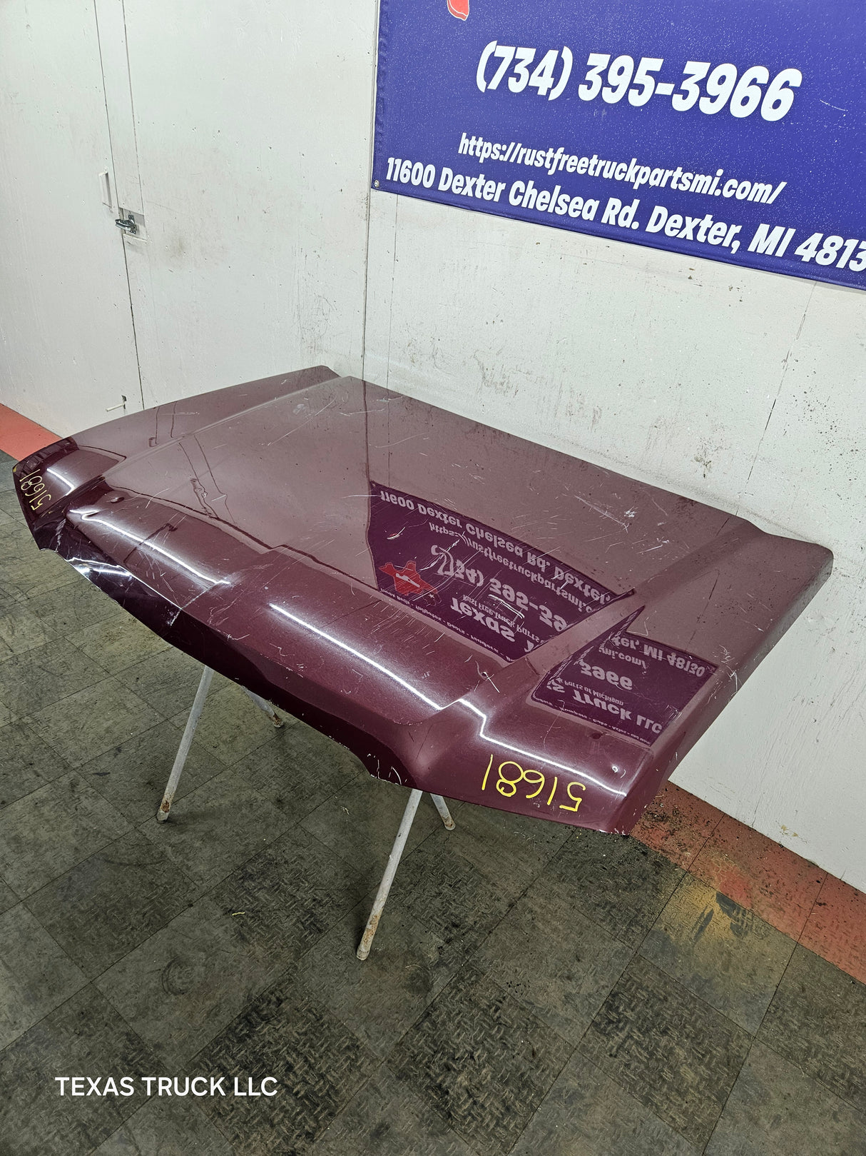 2003-2006 Chevrolet Silverado 1500 2500 'Cateye' Hood