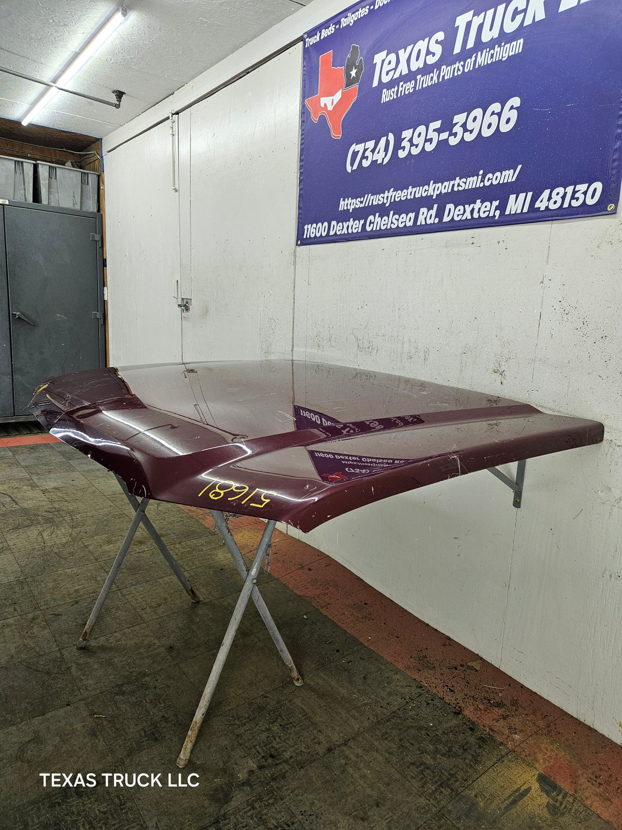 2003-2006 Chevrolet Silverado 1500 2500 'Cateye' Hood