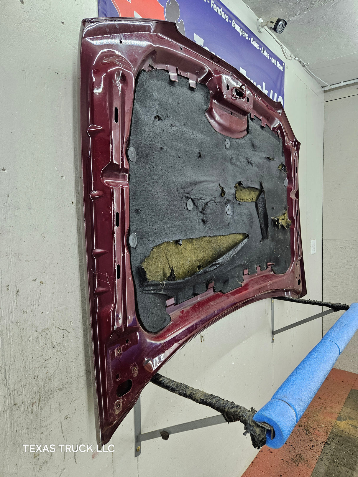 2003-2006 Chevrolet Silverado 1500 2500 'Cateye' Hood