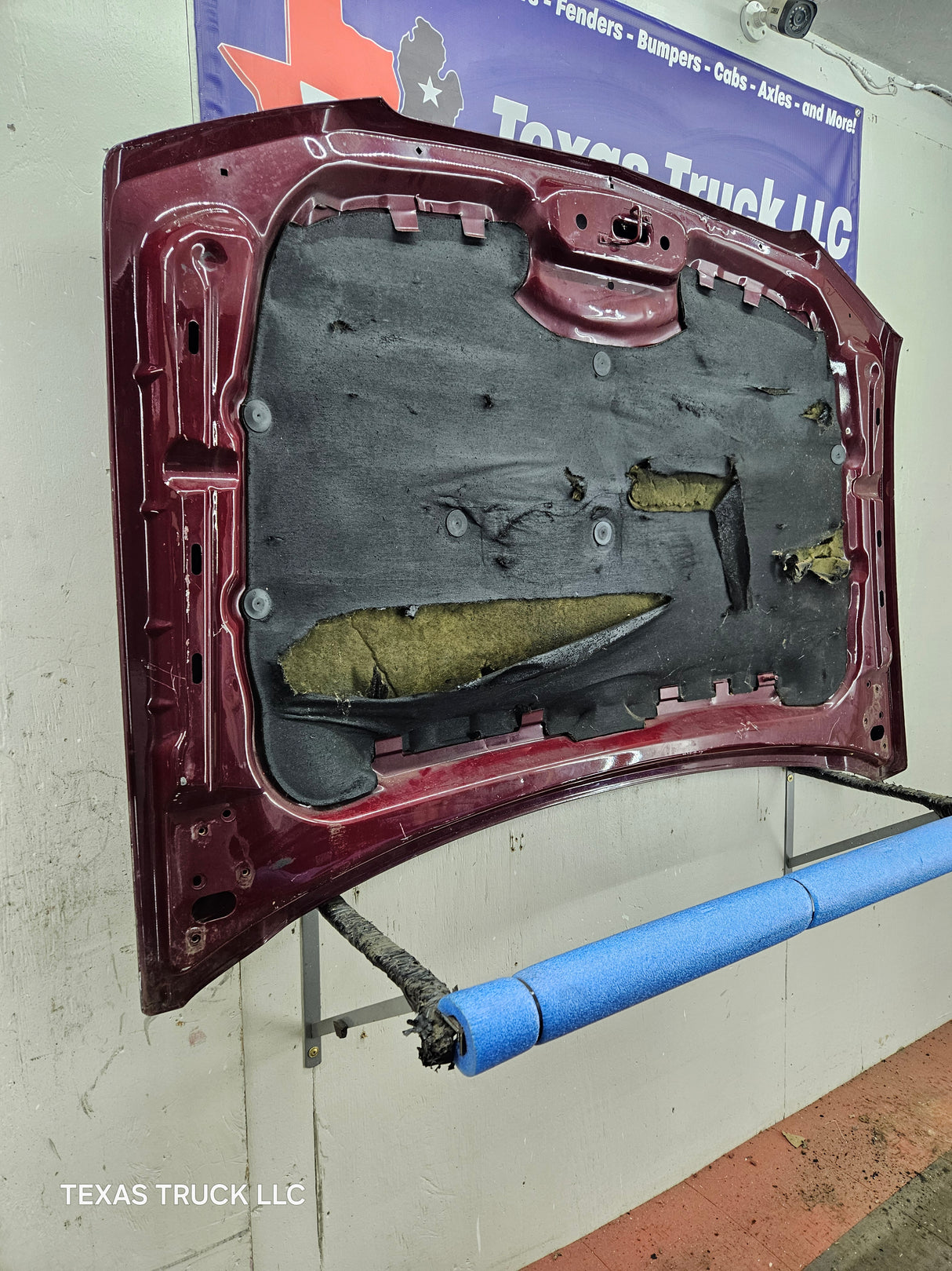 2003-2006 Chevrolet Silverado 1500 2500 'Cateye' Hood