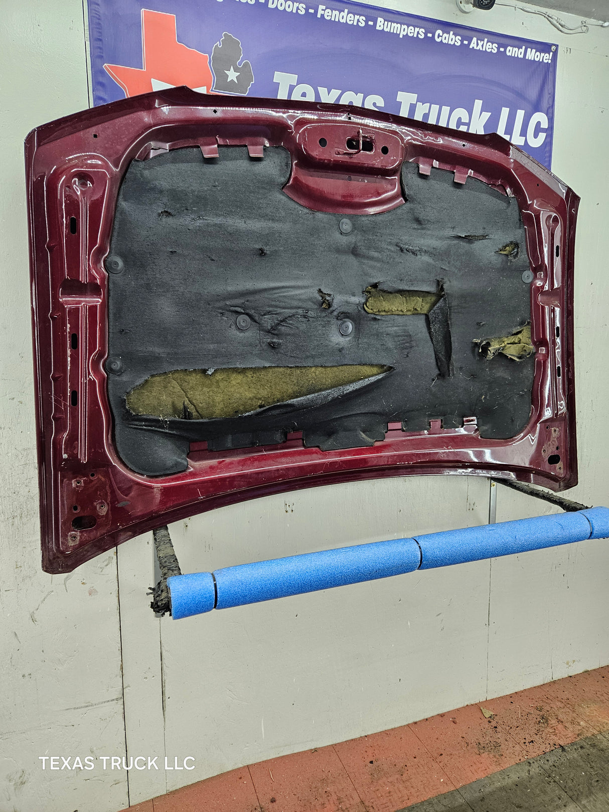 2003-2006 Chevrolet Silverado 1500 2500 'Cateye' Hood